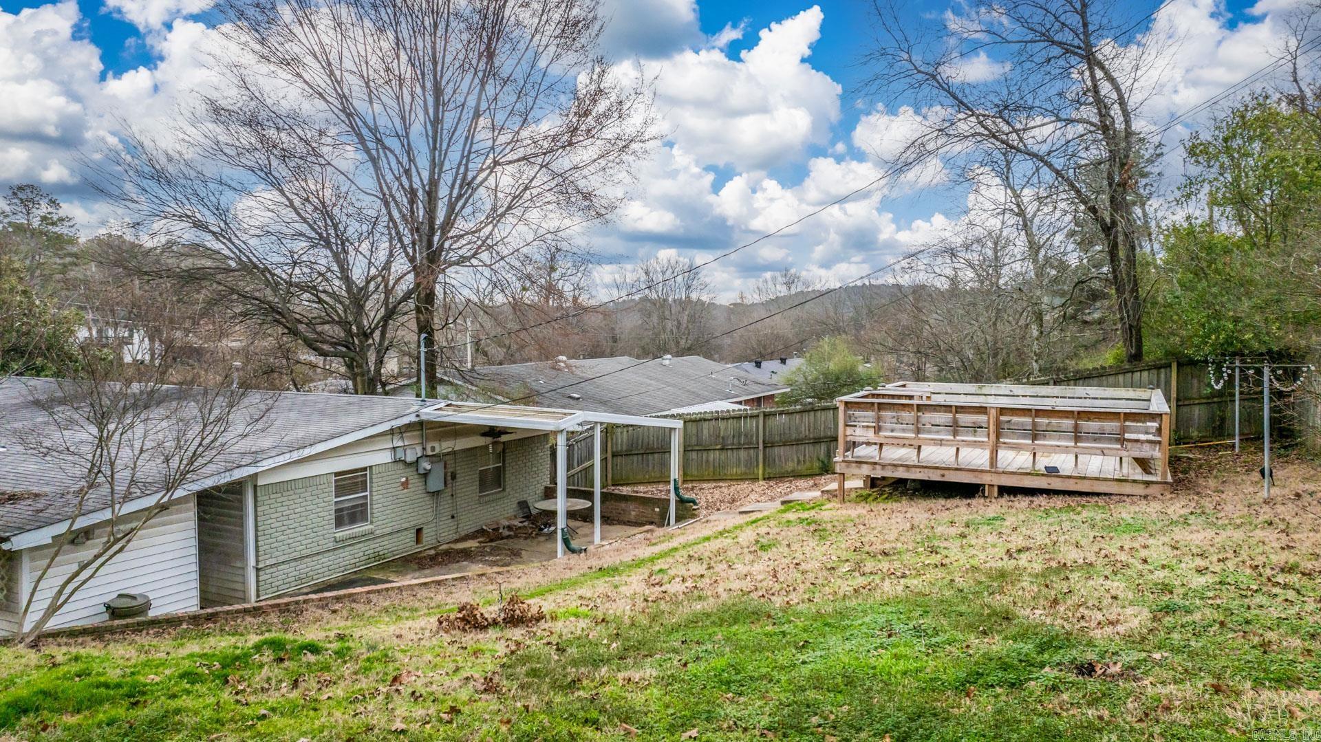 BROOK HOLLOW ADDN - Residential