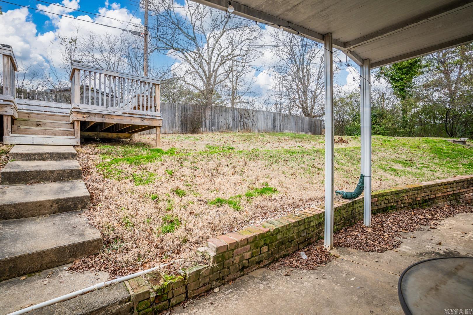 BROOK HOLLOW ADDN - Residential