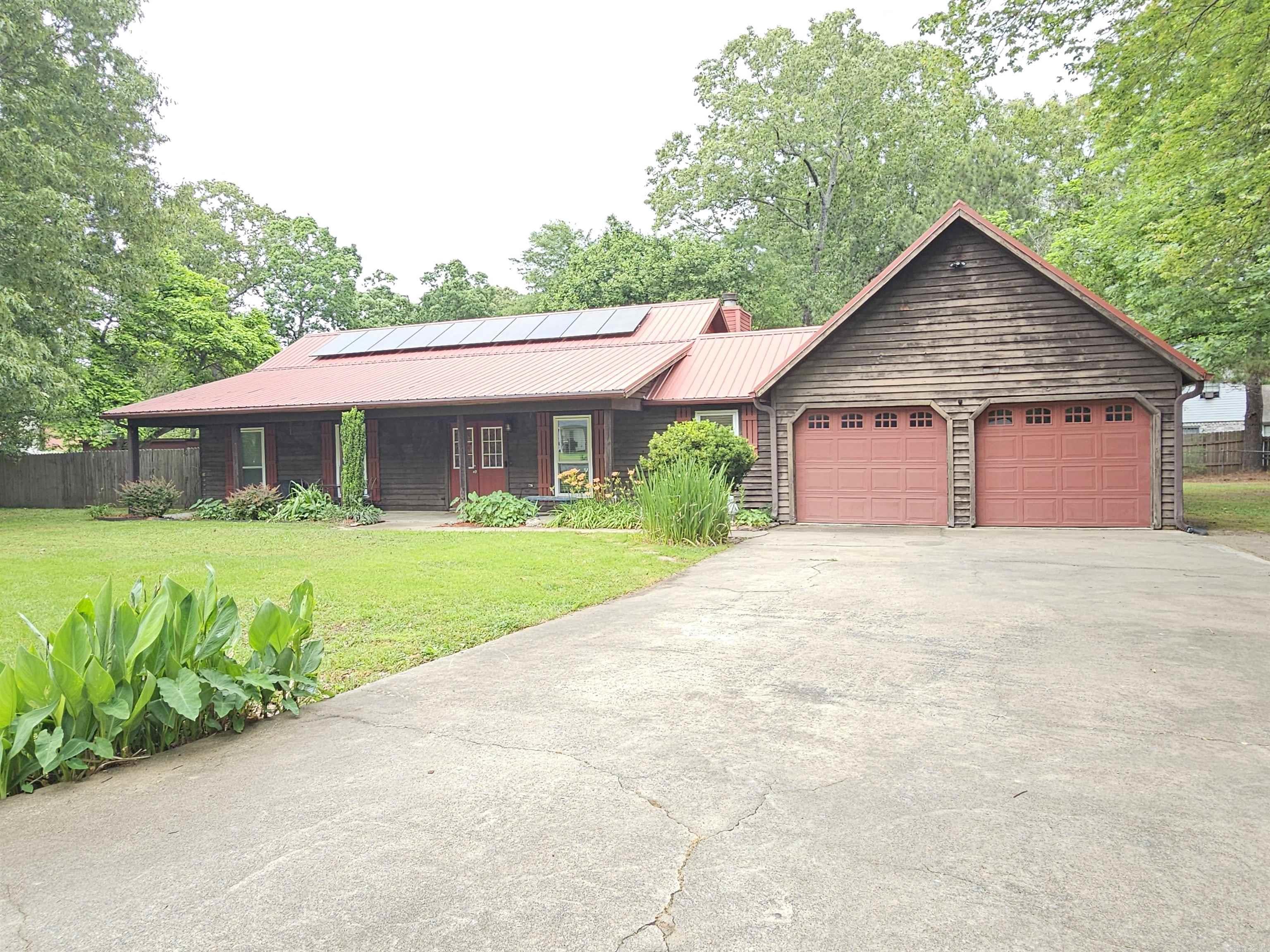 Maple Creek Orchard Lake - Residential