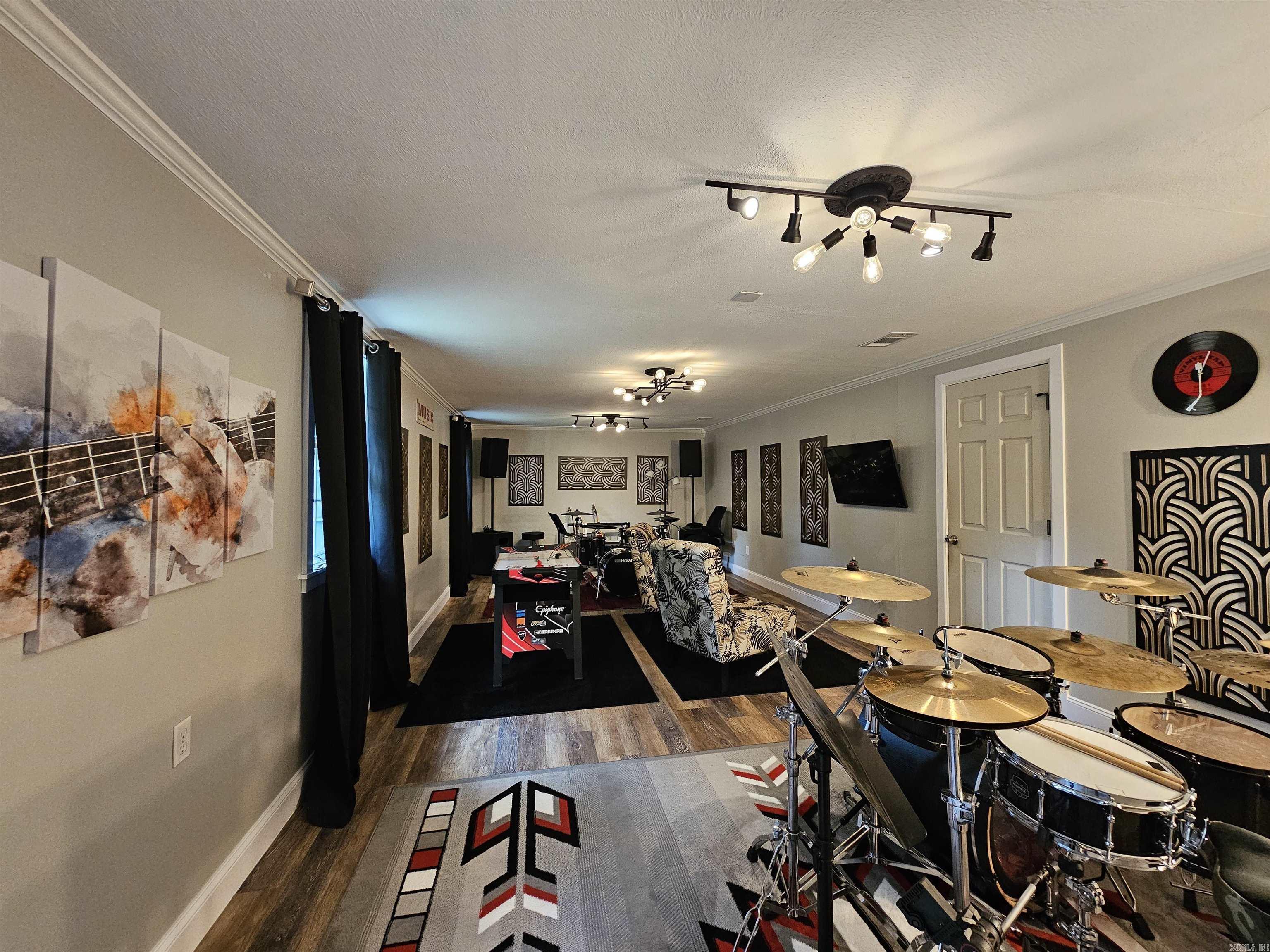 Maple Creek Orchard Lake - Residential