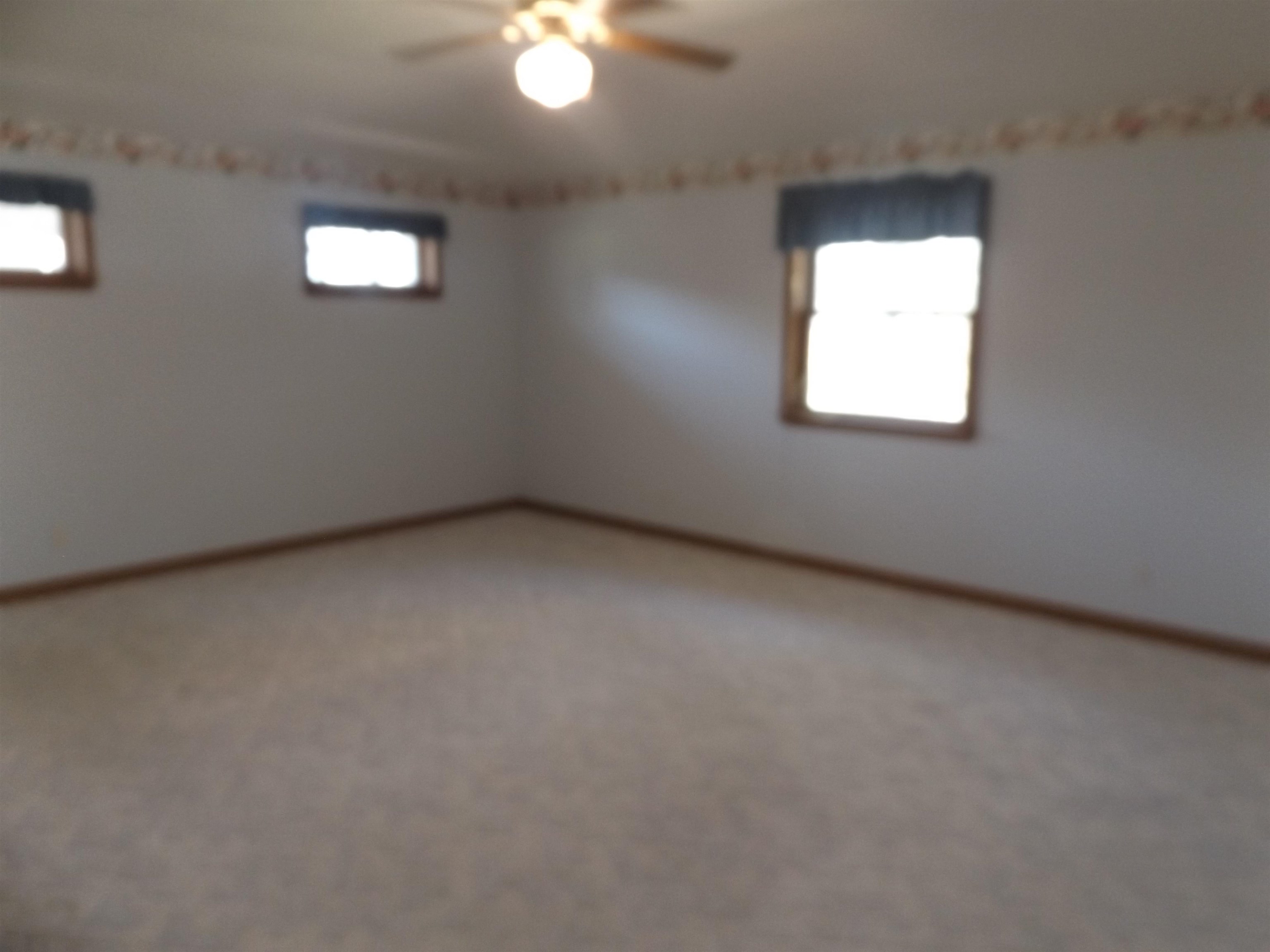 LAKESIDE TERRACE - Residential