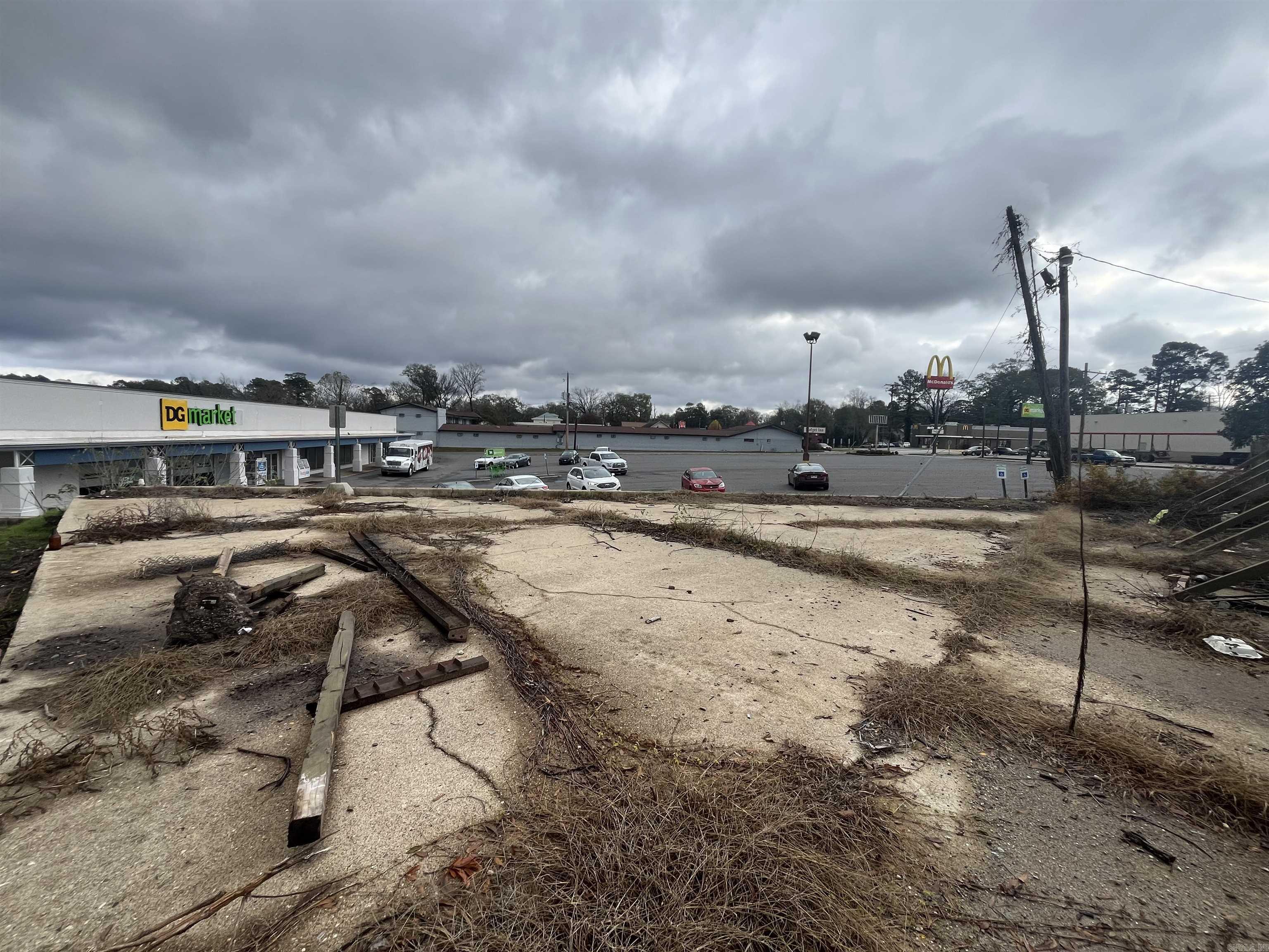 Lund and Hill Original - Commercial Sale