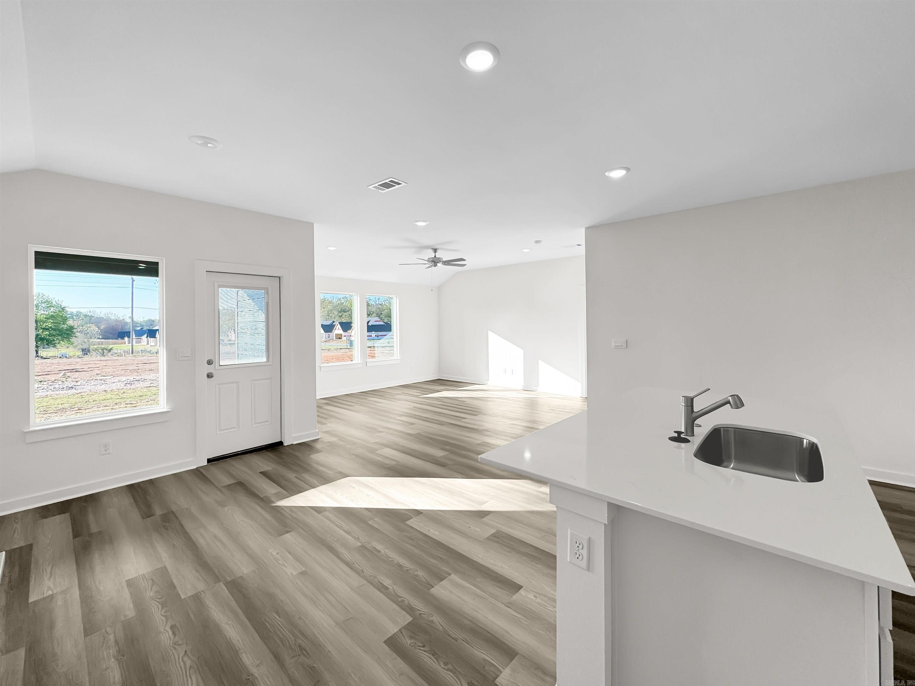 KENSINGTON PLACE - Residential