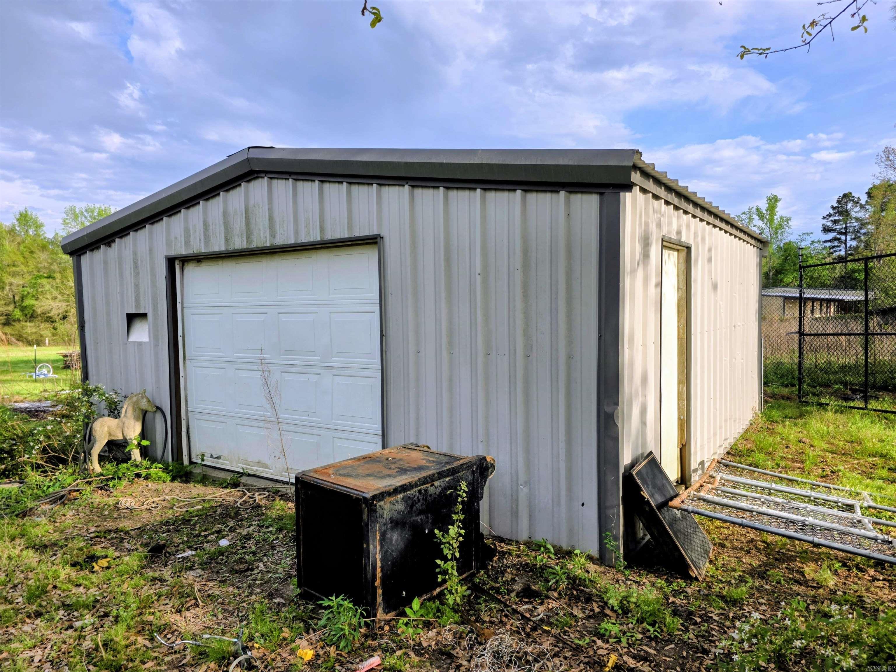 Metes & Bounds - Residential