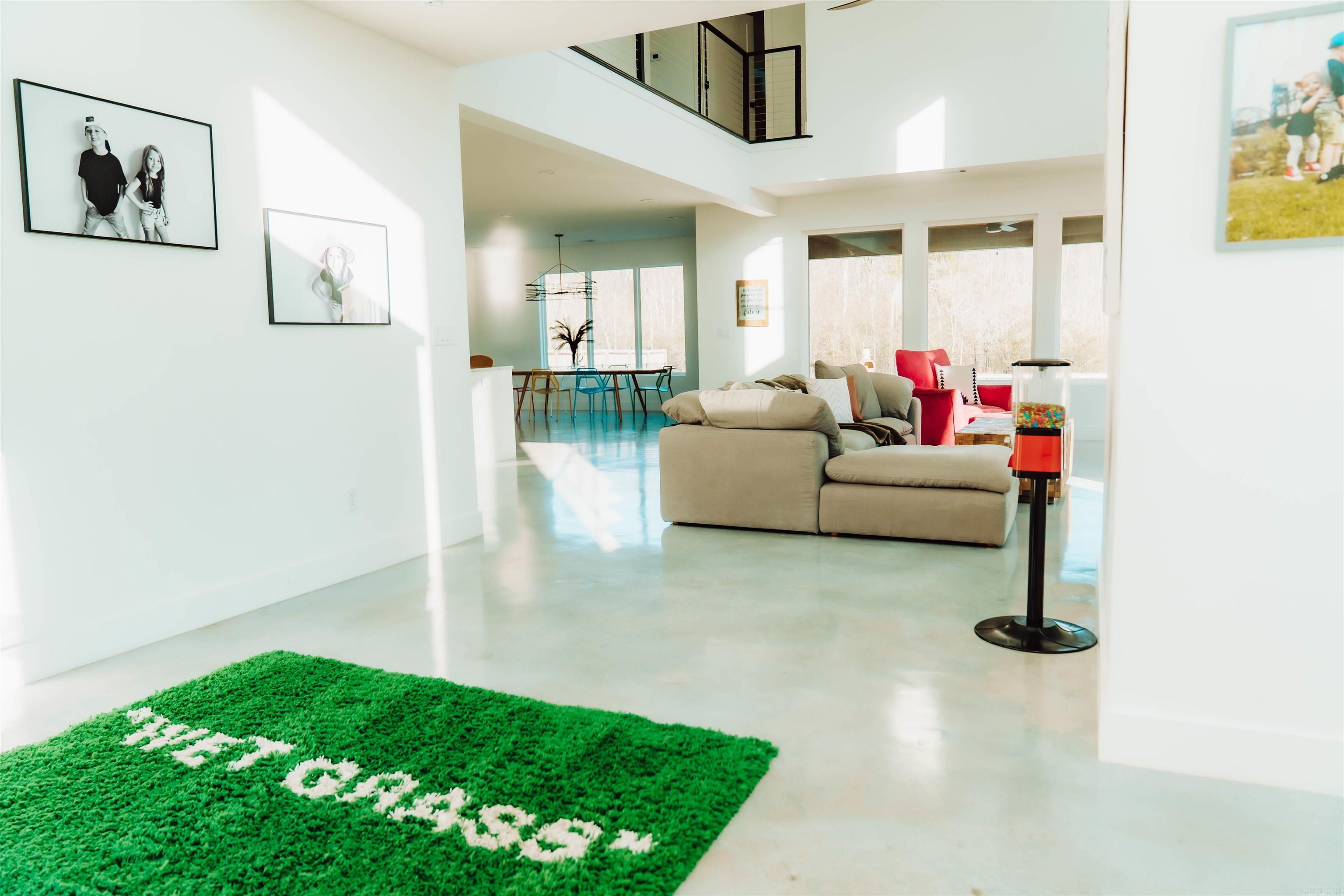 HURRICANE LAKE EST - Residential