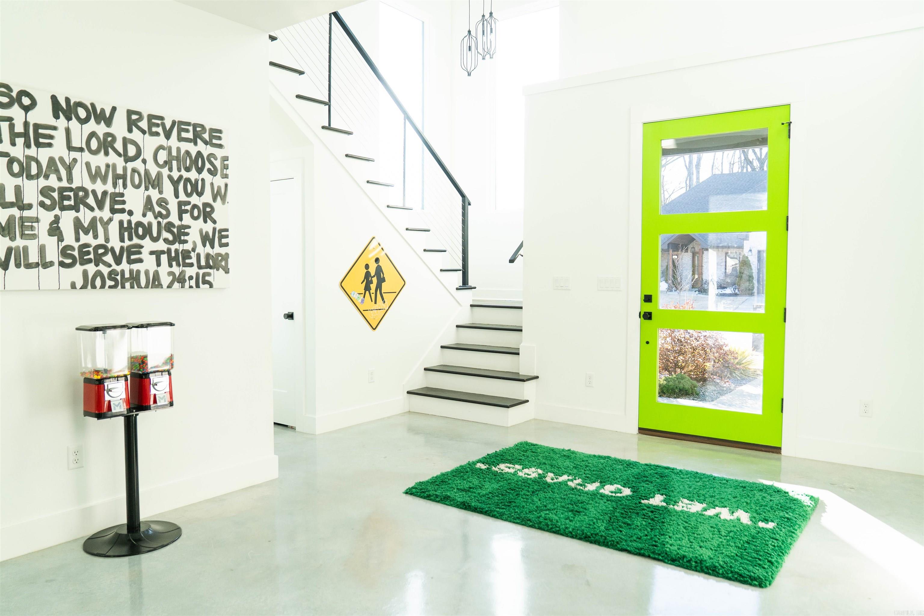 HURRICANE LAKE EST - Residential