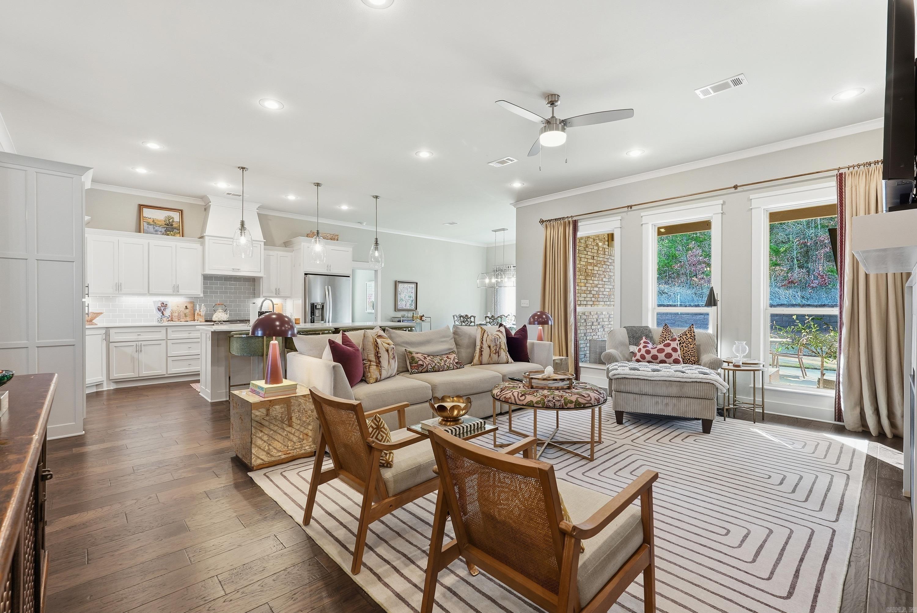 ROBYNMAR - Residential