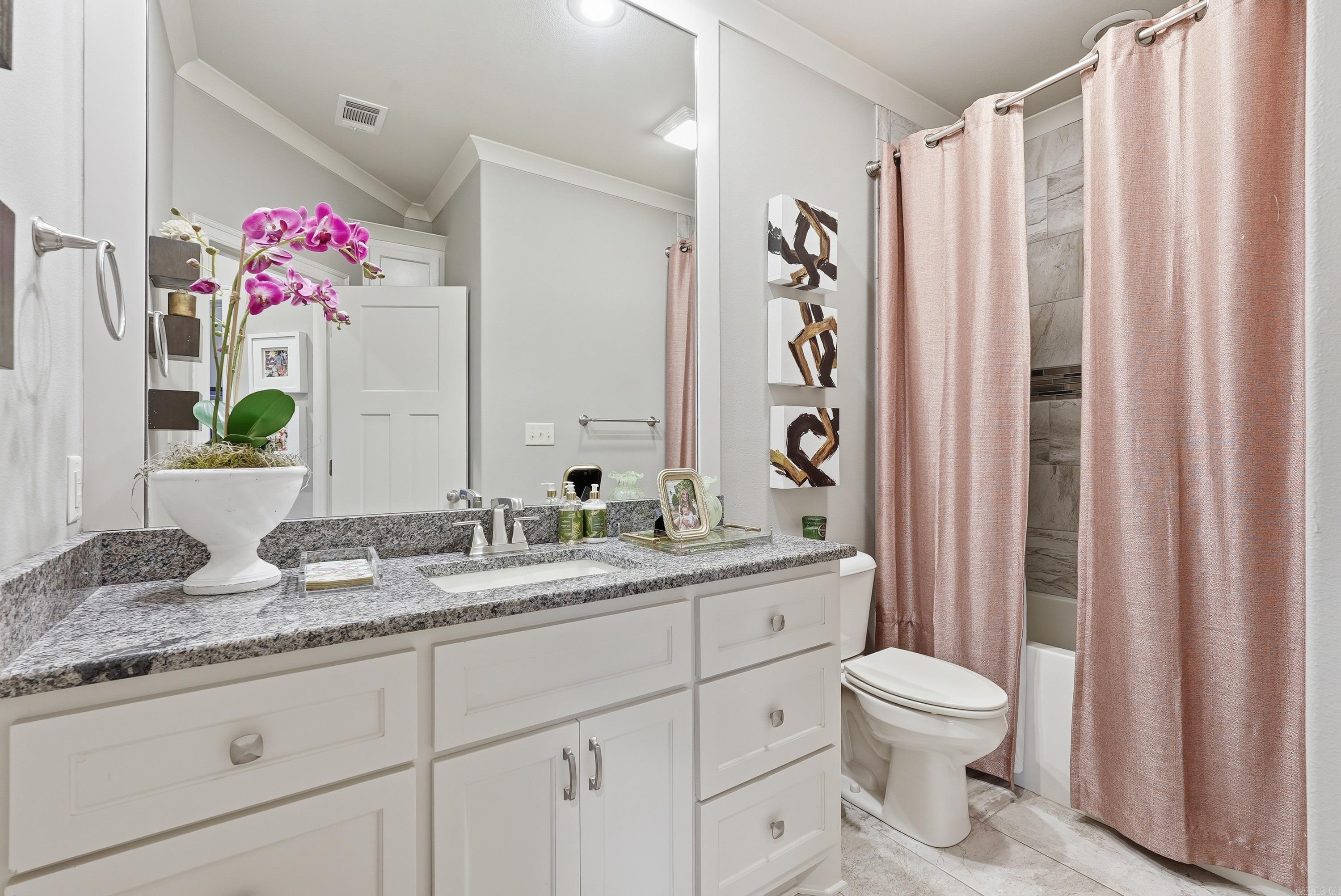 ROBYNMAR - Residential