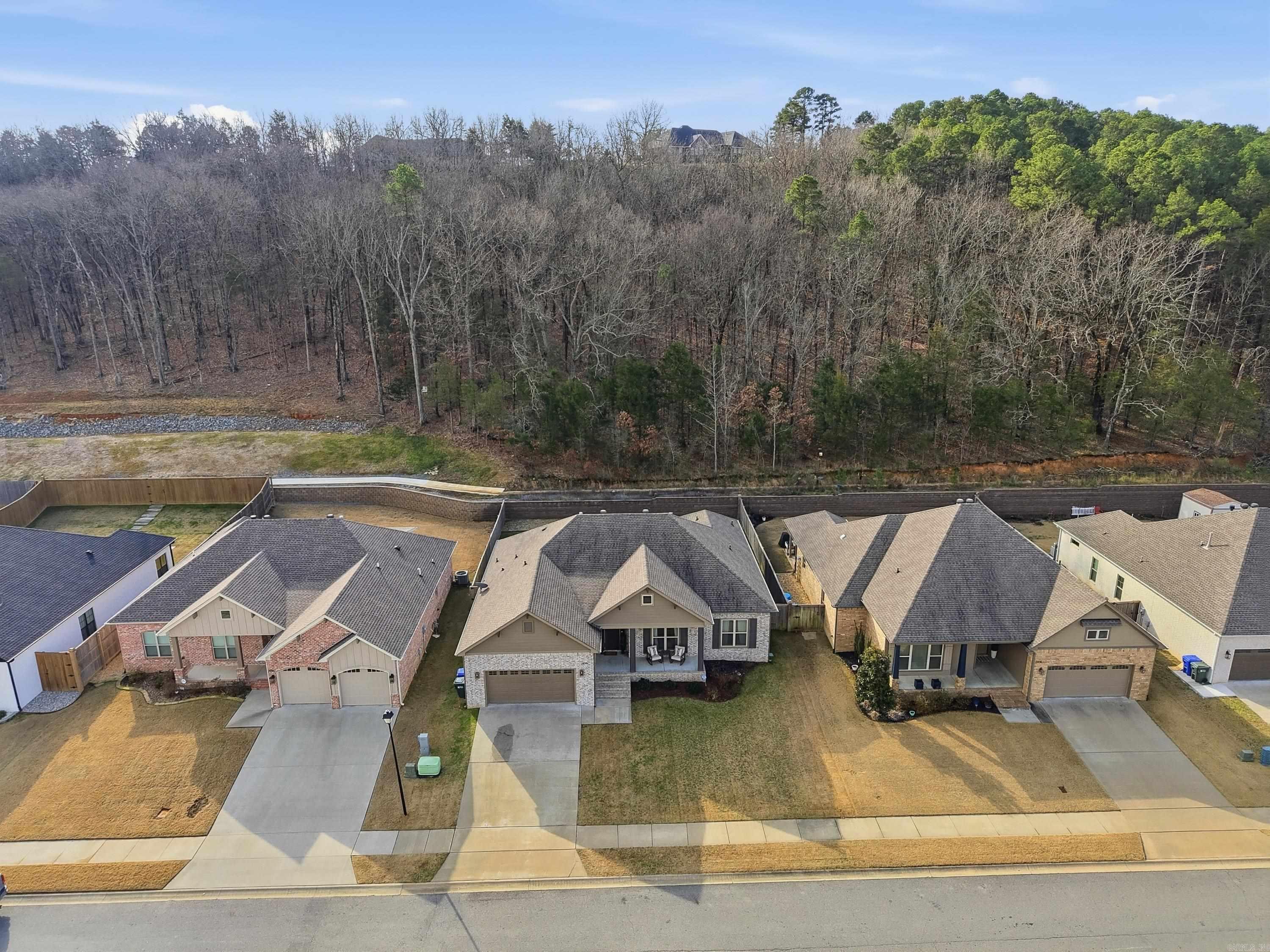 ROBYNMAR - Residential