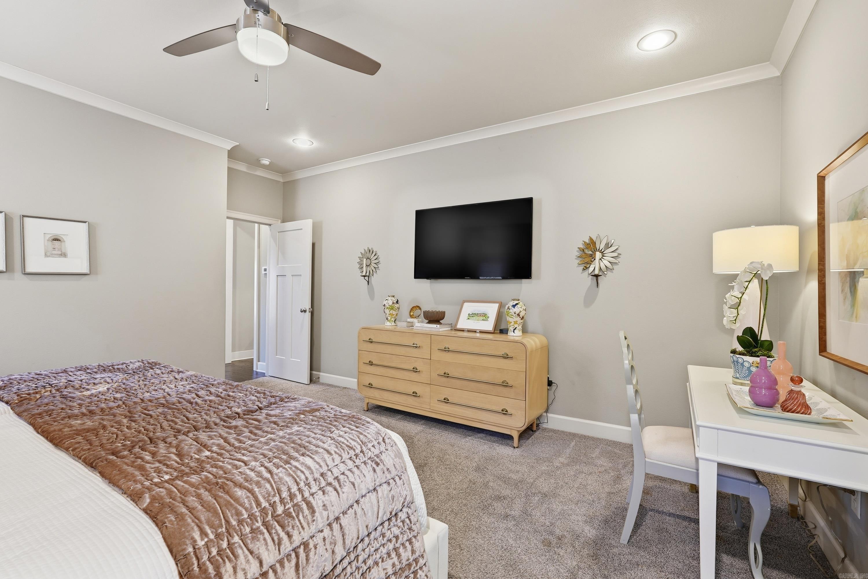 ROBYNMAR - Residential