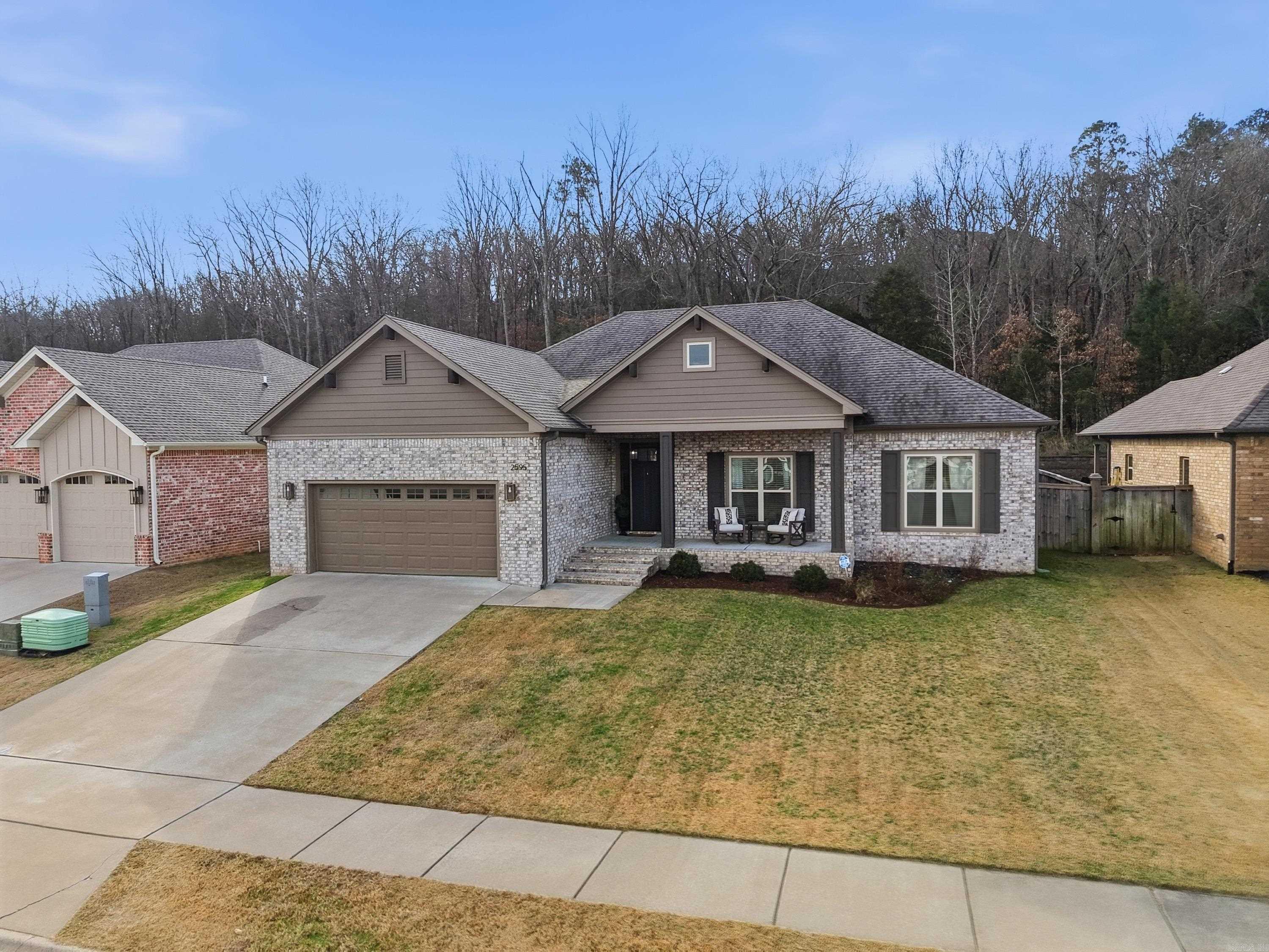 ROBYNMAR - Residential