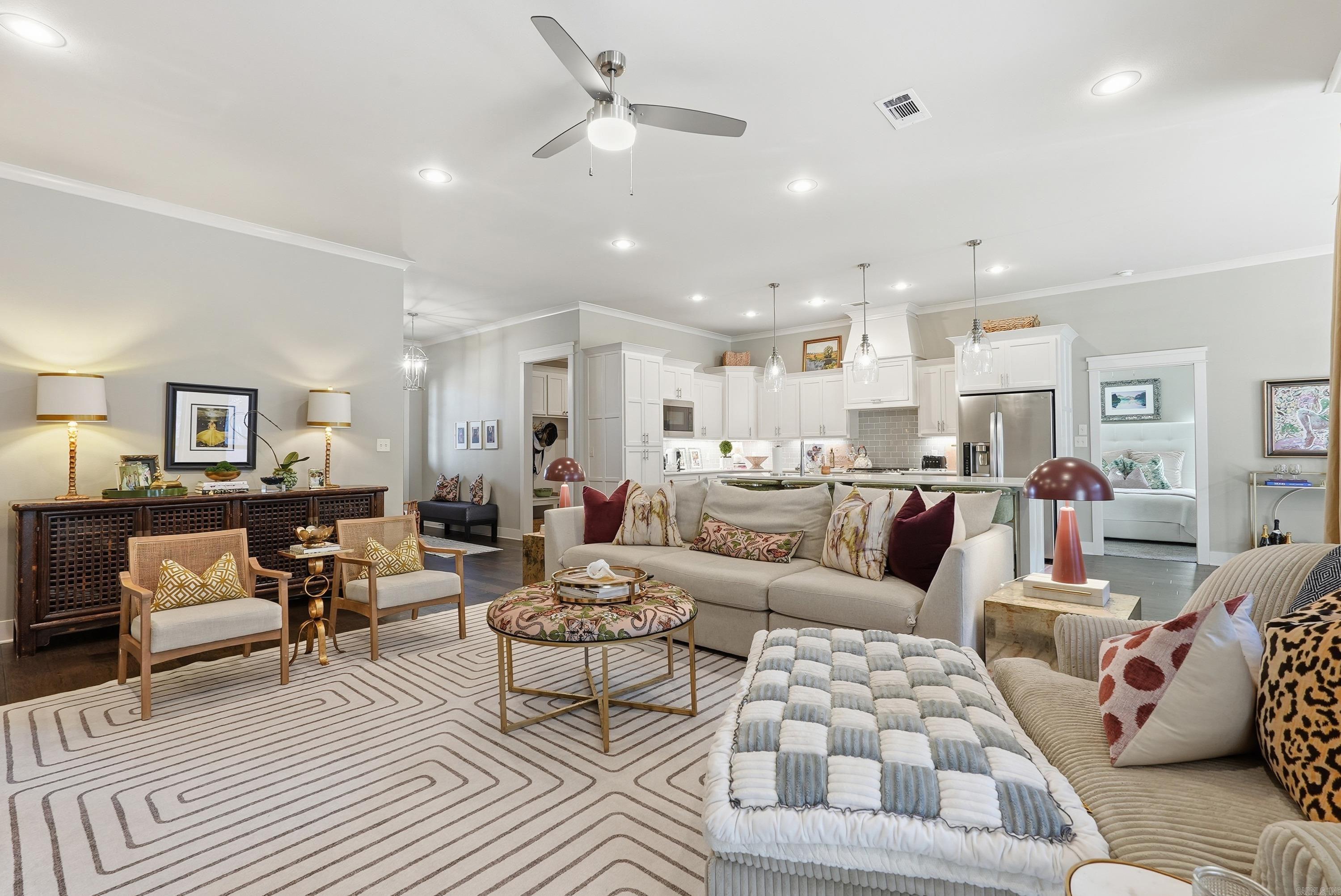 ROBYNMAR - Residential