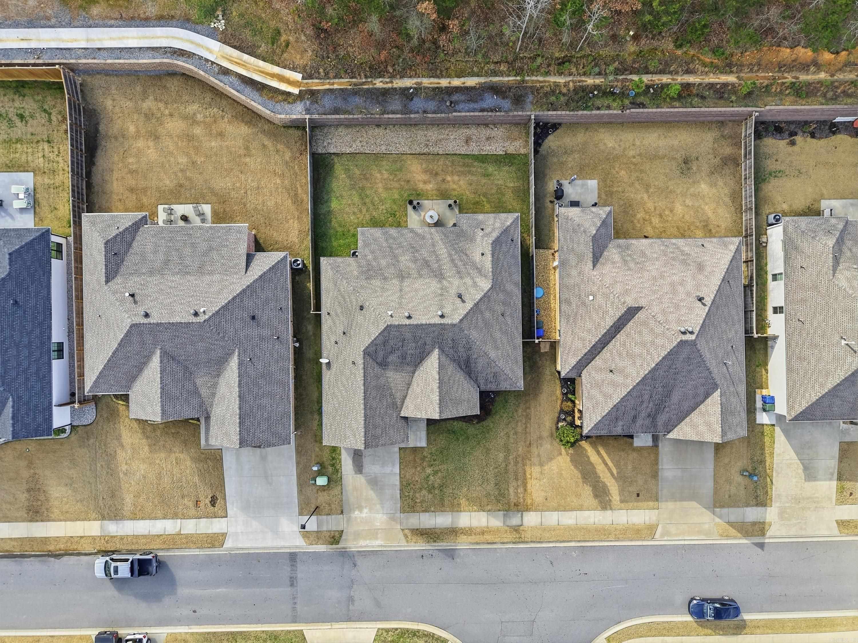 ROBYNMAR - Residential