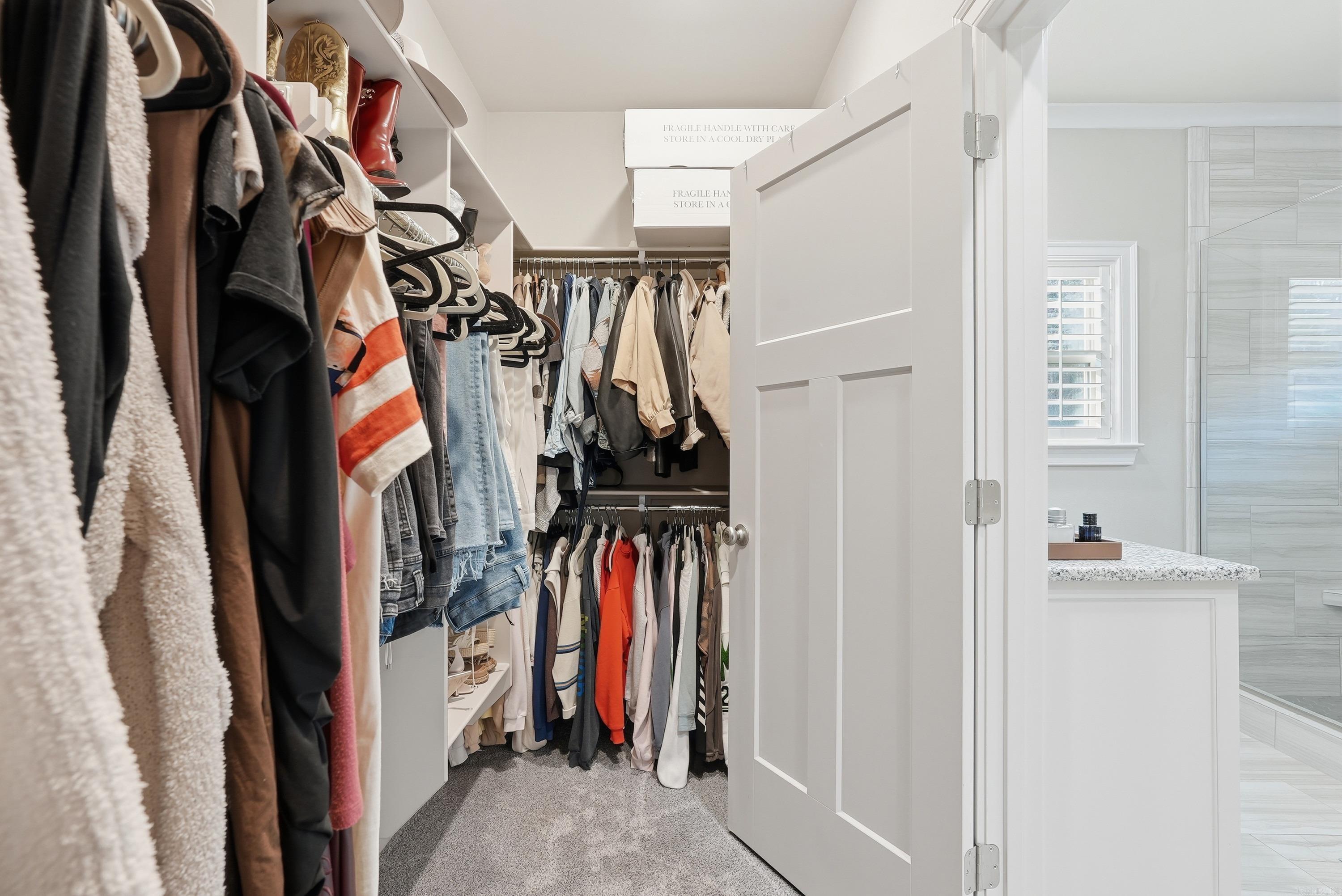 ROBYNMAR - Residential