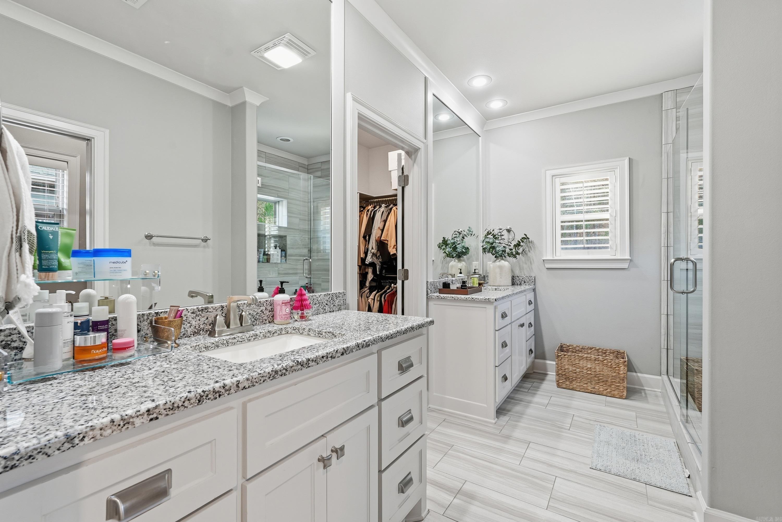 ROBYNMAR - Residential