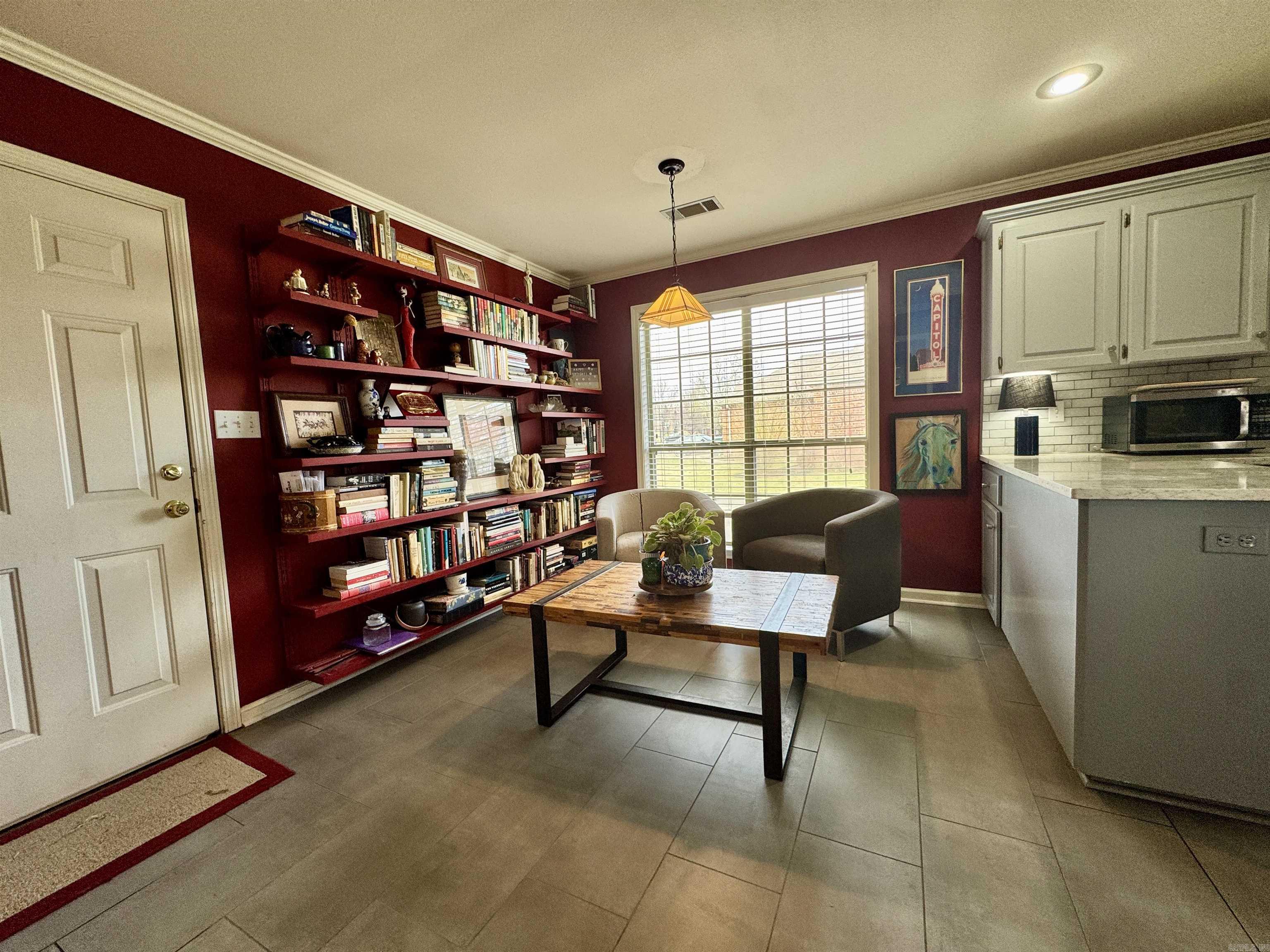 COUNTRY GARDEN ESTATE - Residential