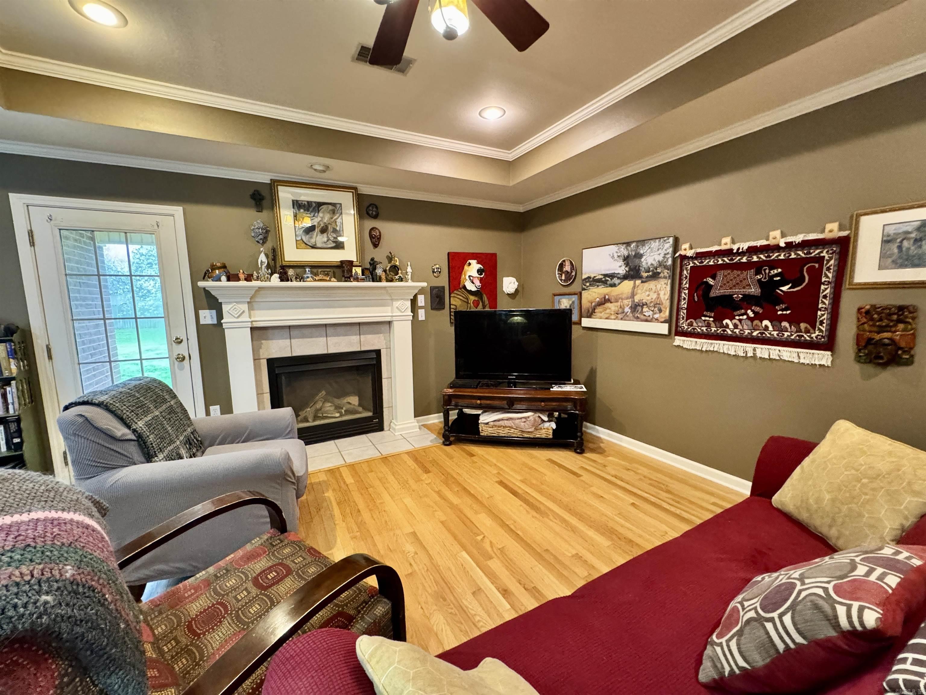 COUNTRY GARDEN ESTATE - Residential