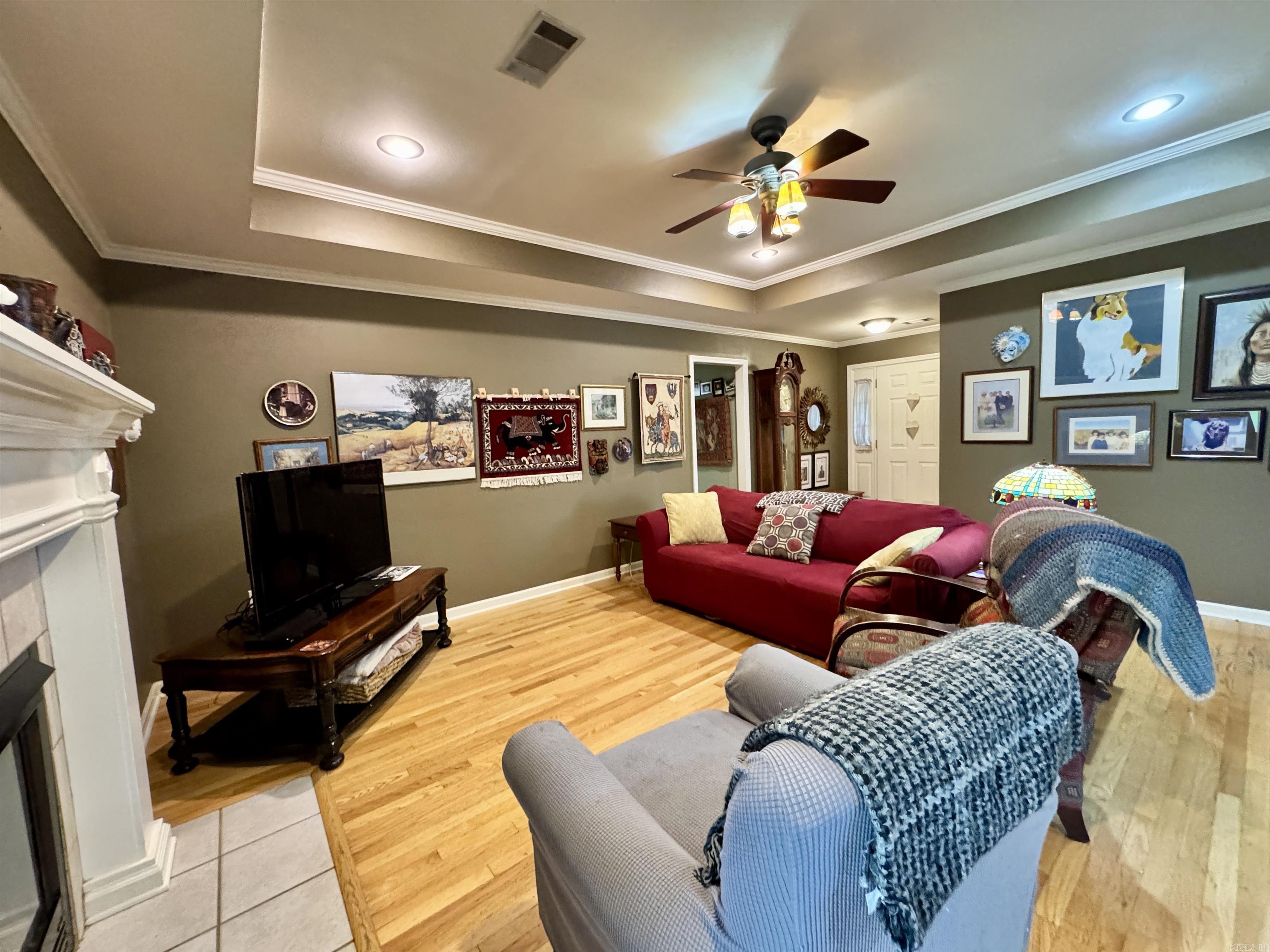 COUNTRY GARDEN ESTATE - Residential