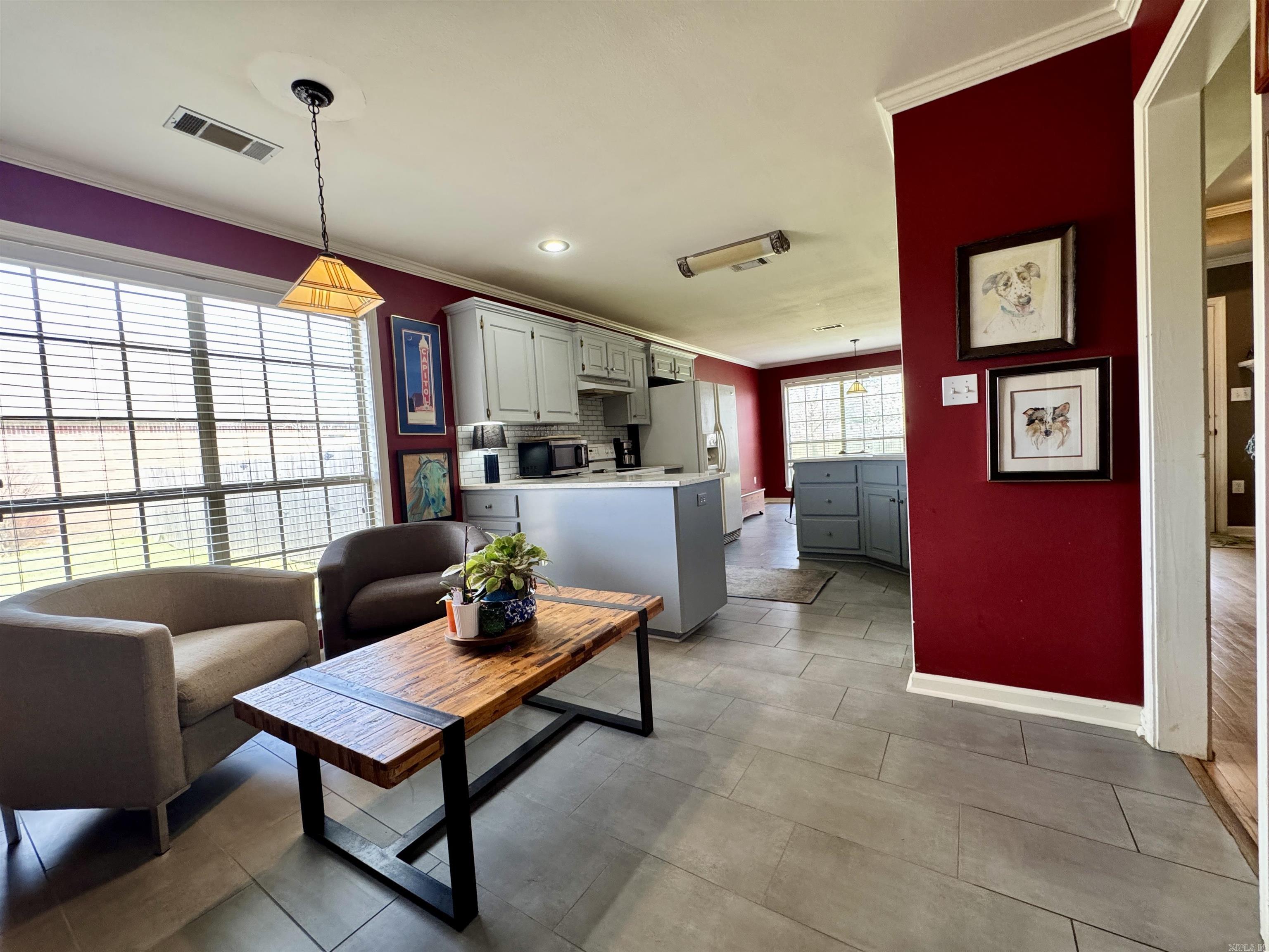 COUNTRY GARDEN ESTATE - Residential