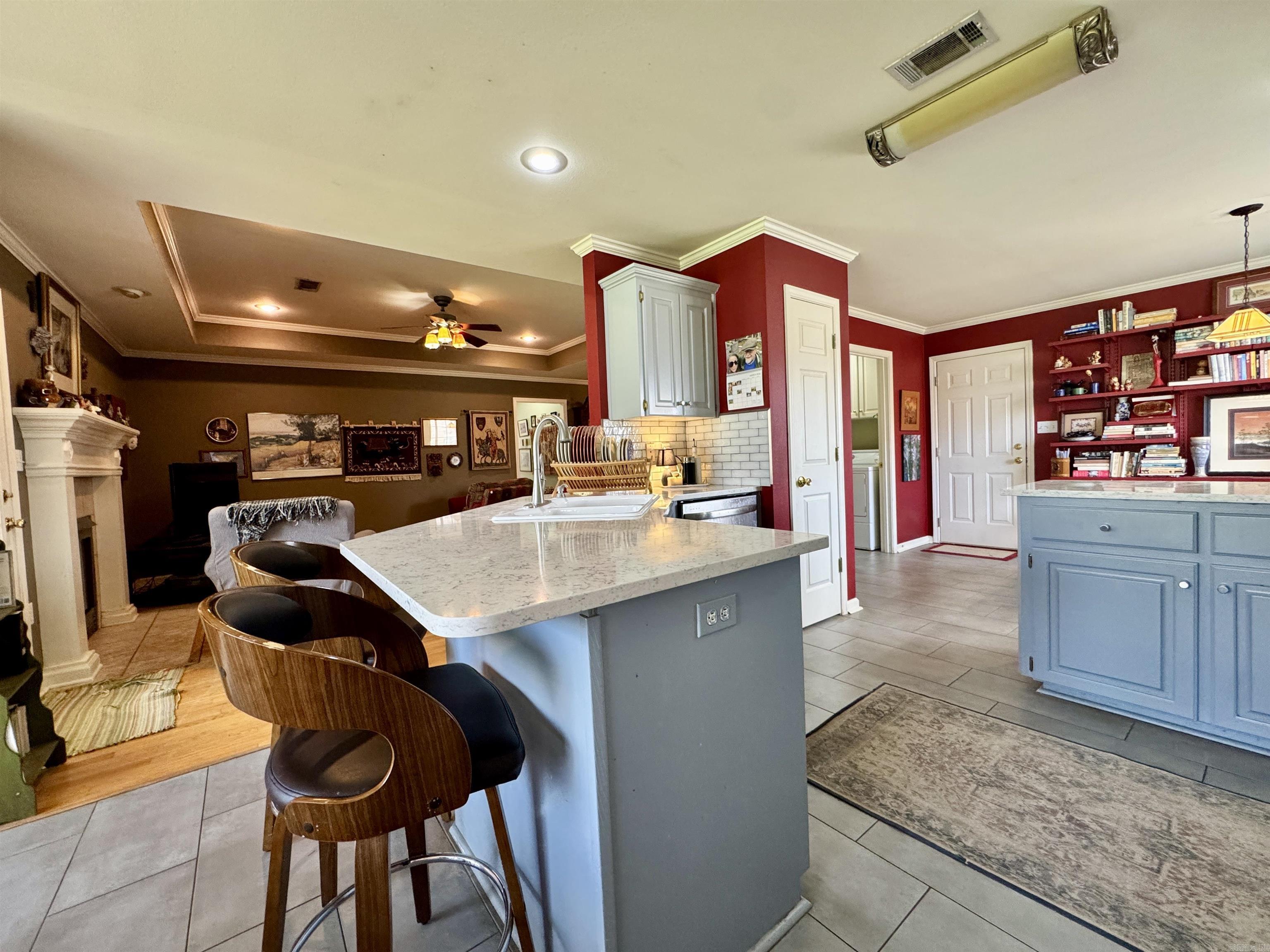 COUNTRY GARDEN ESTATE - Residential