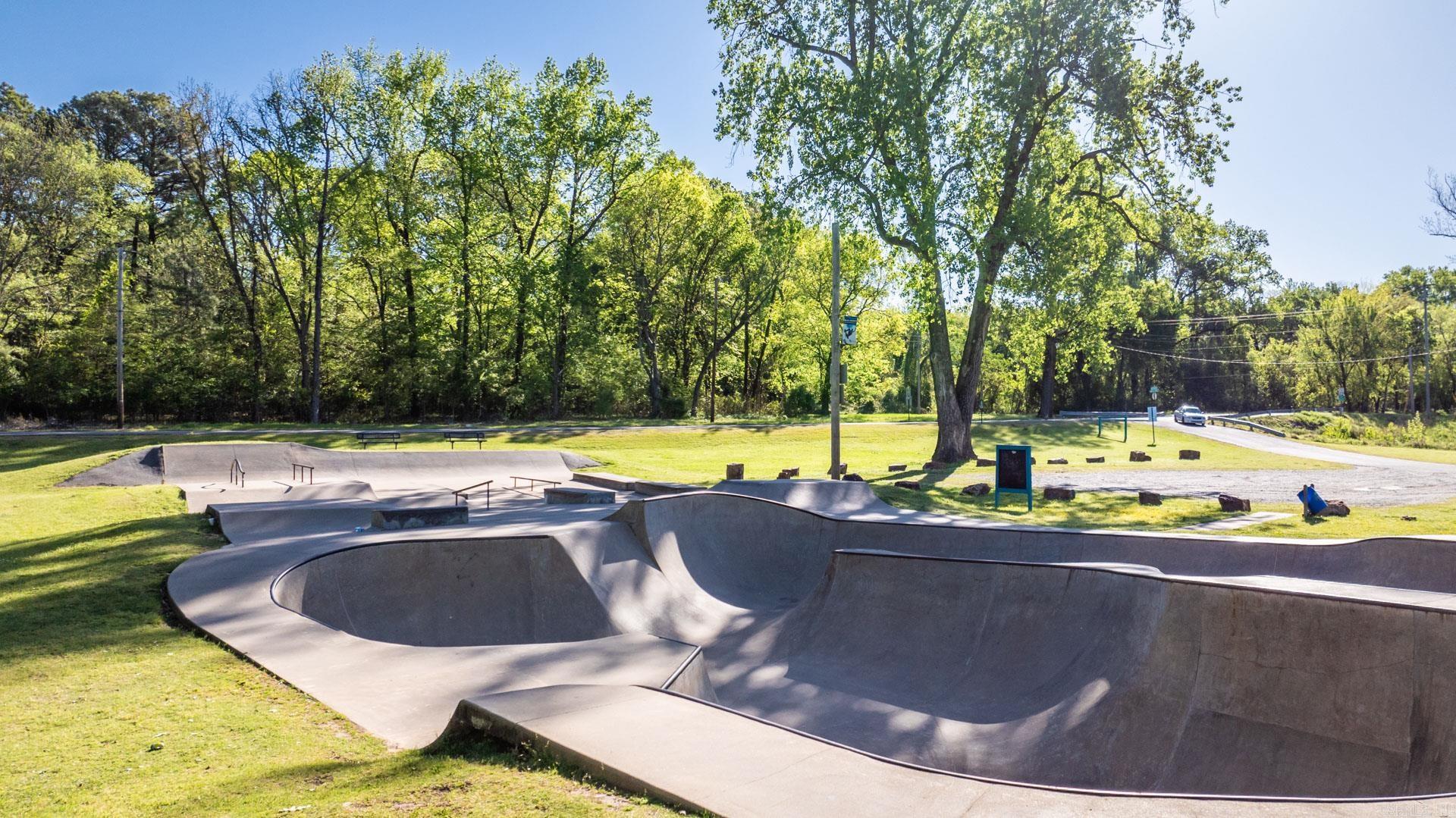 Metes & Bounds - Land