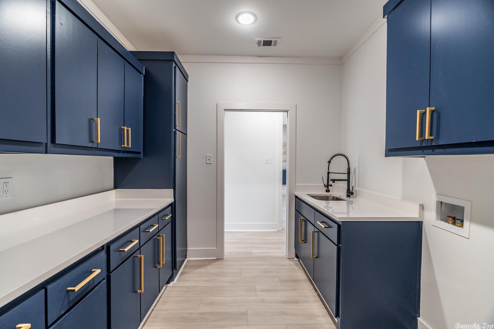 MOUNT TABOR ESTATES - Residential