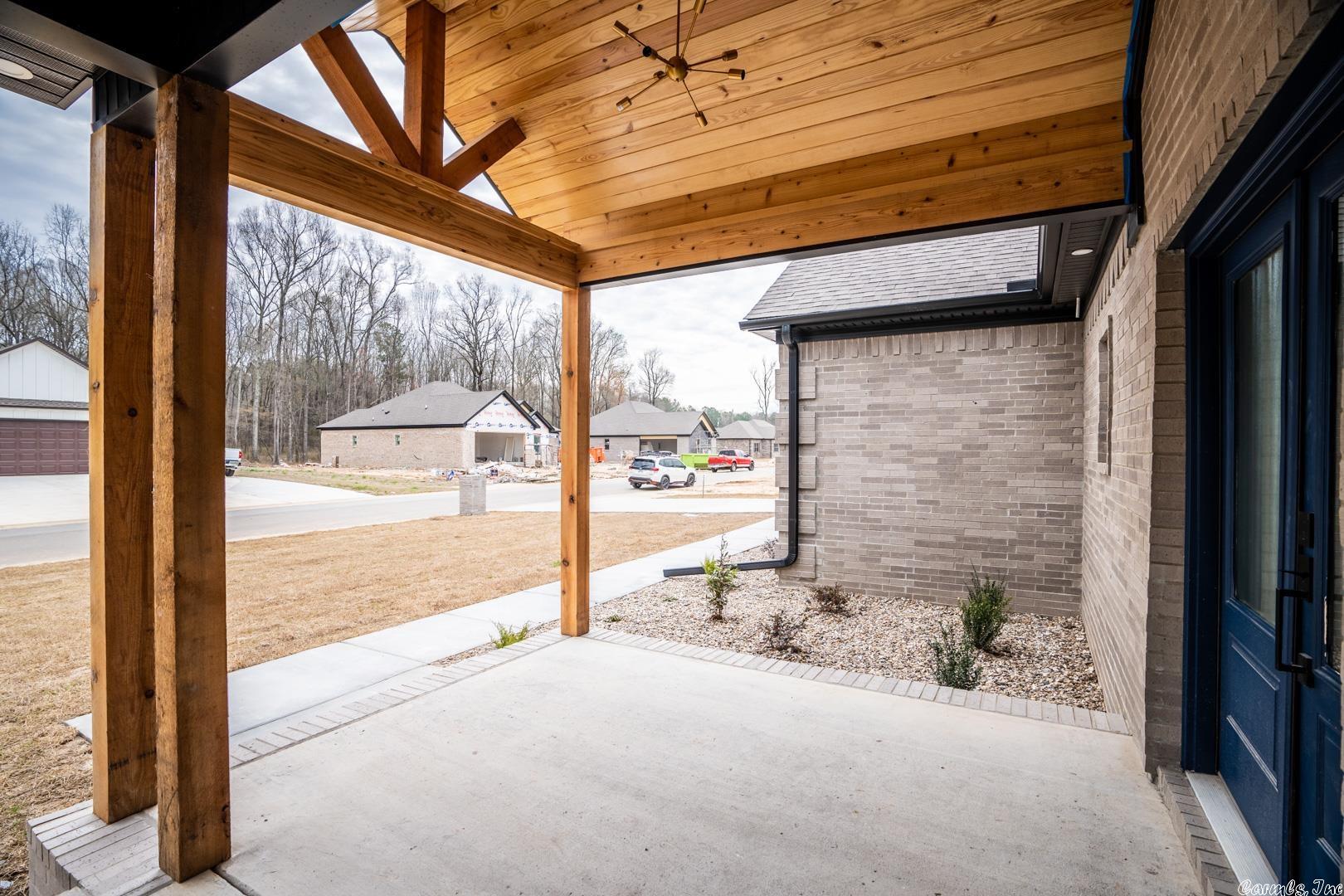 MOUNT TABOR ESTATES - Residential