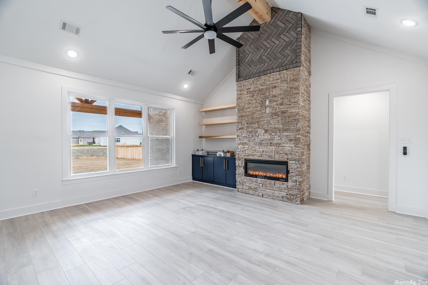 MOUNT TABOR ESTATES - Residential