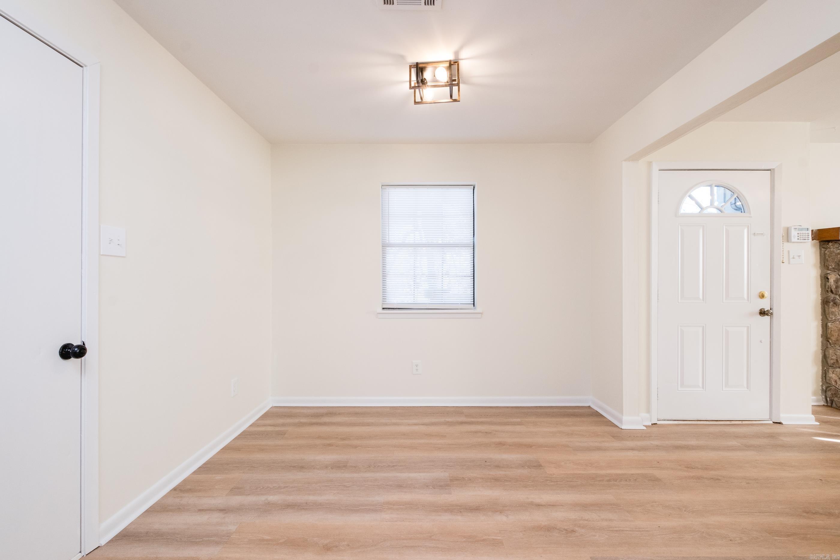 GIBRALTER HGTS - Residential