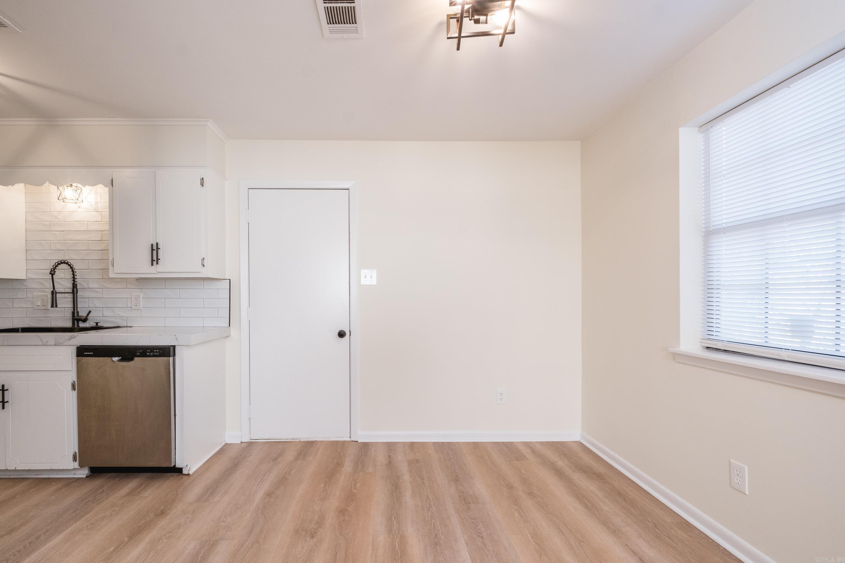 GIBRALTER HGTS - Residential