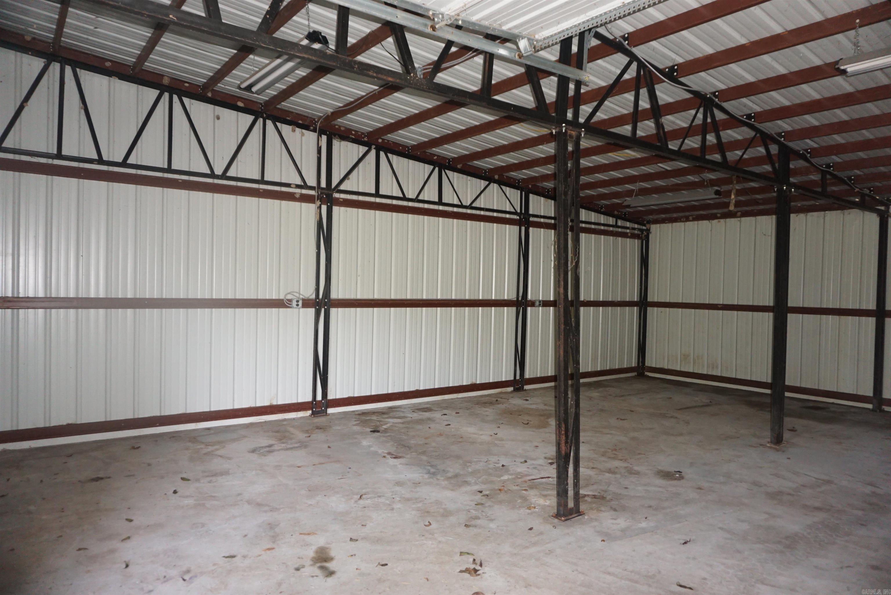 ACREAGE LOTS - Residential