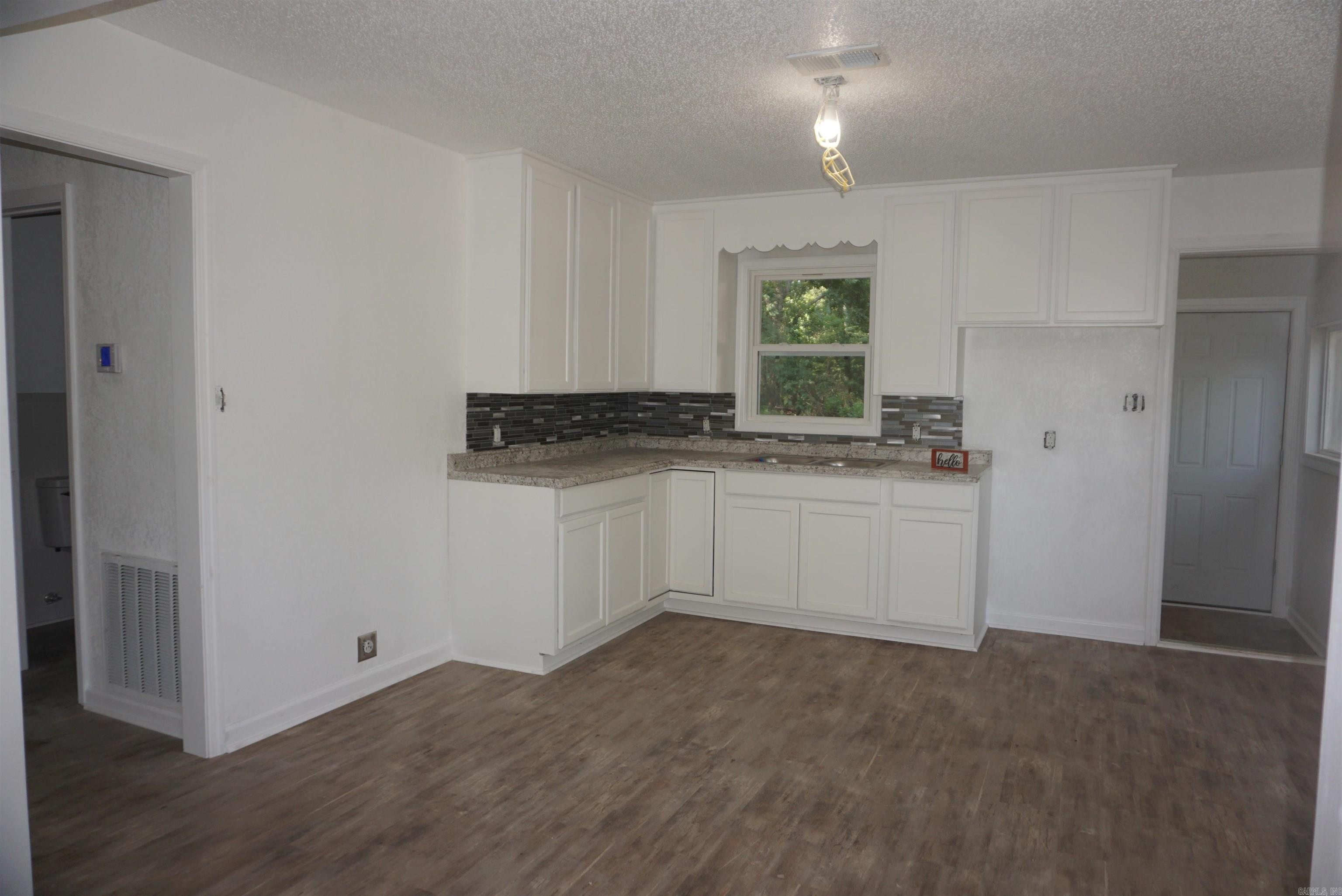 ACREAGE LOTS - Residential