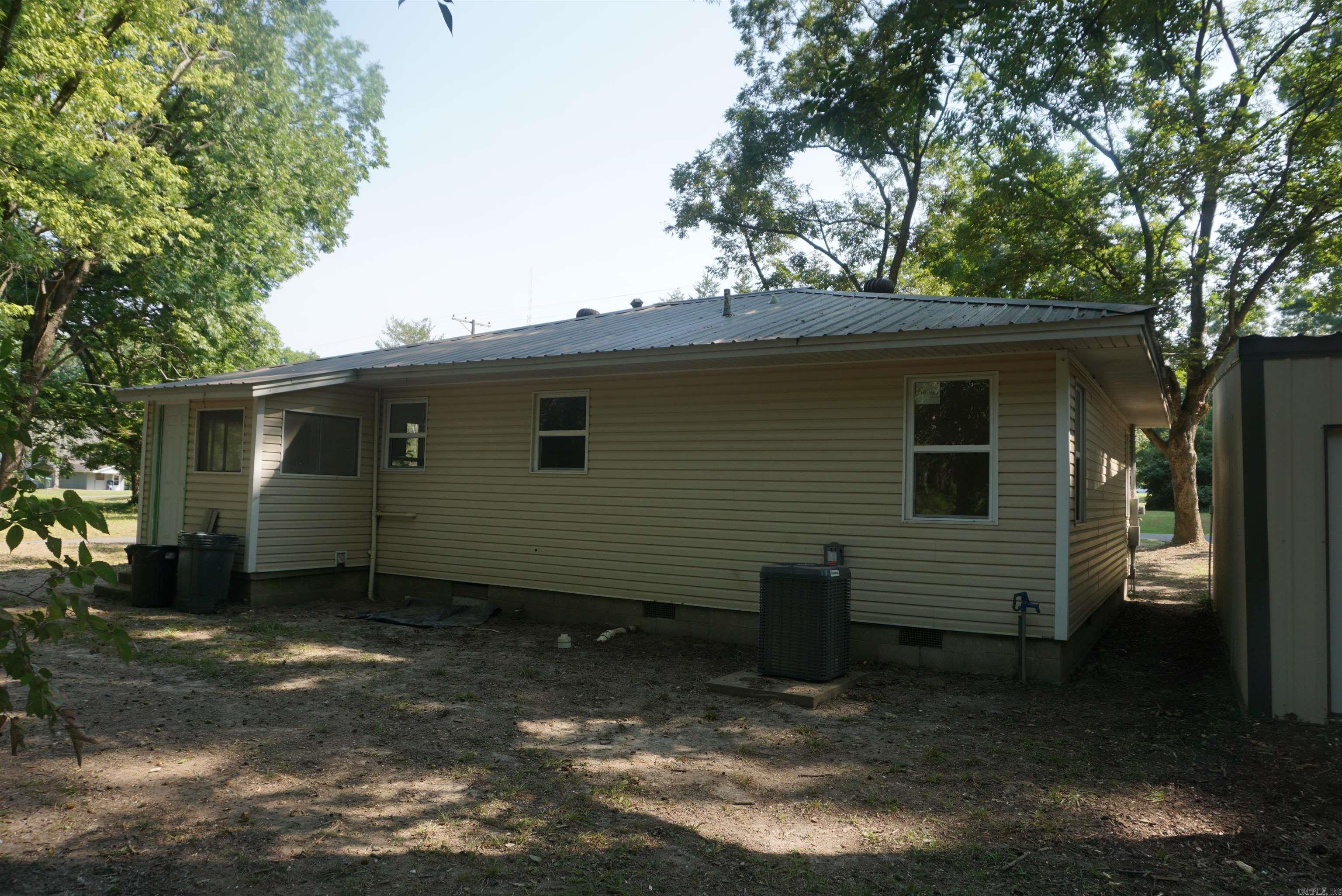 ACREAGE LOTS - Residential