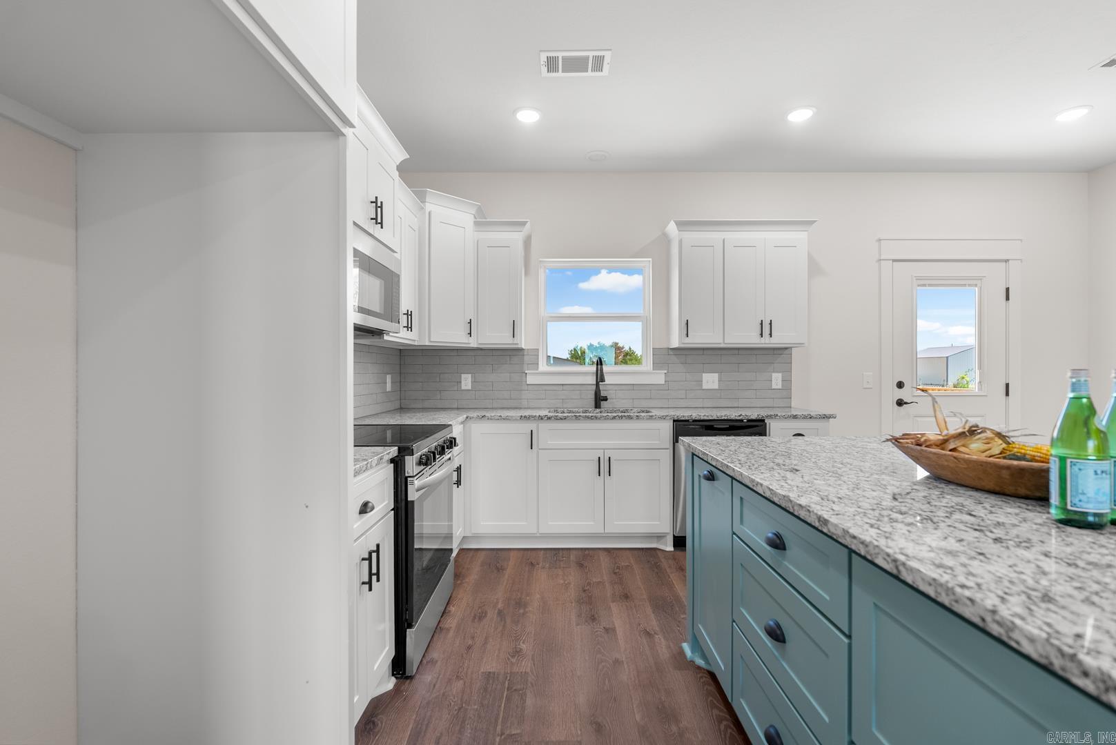 SUMMERLYN SUBDIVISION - Residential