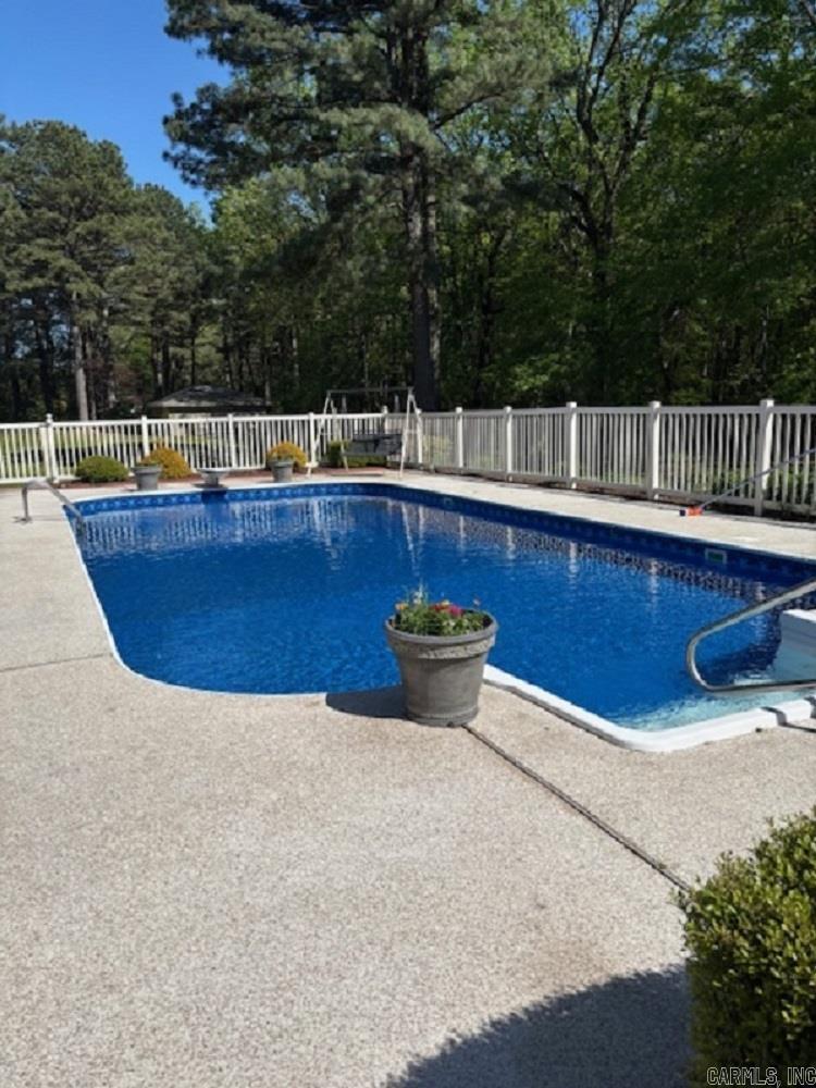 DEERWOOD ESTATES - Residential