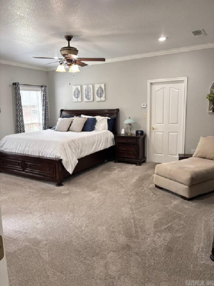 DEERWOOD ESTATES - Residential