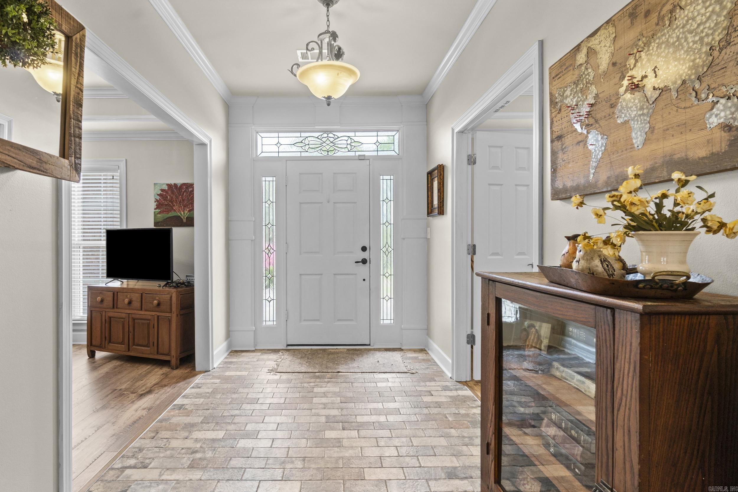 RIVER OAKS - Residential