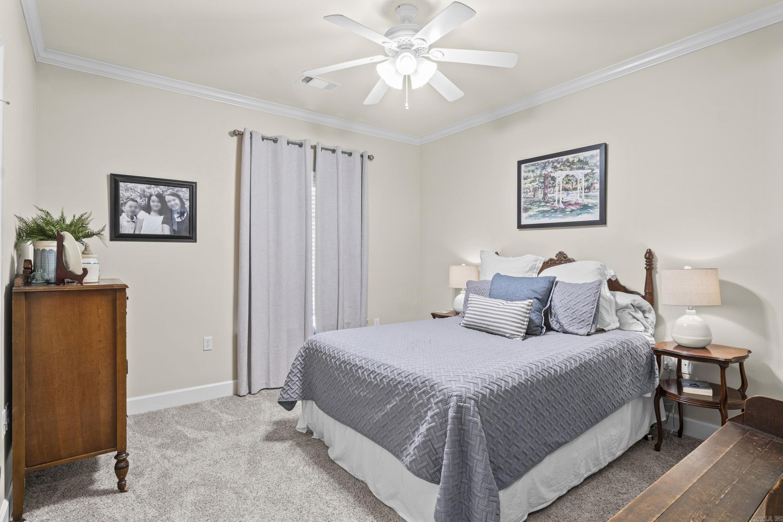 RIVER OAKS - Residential