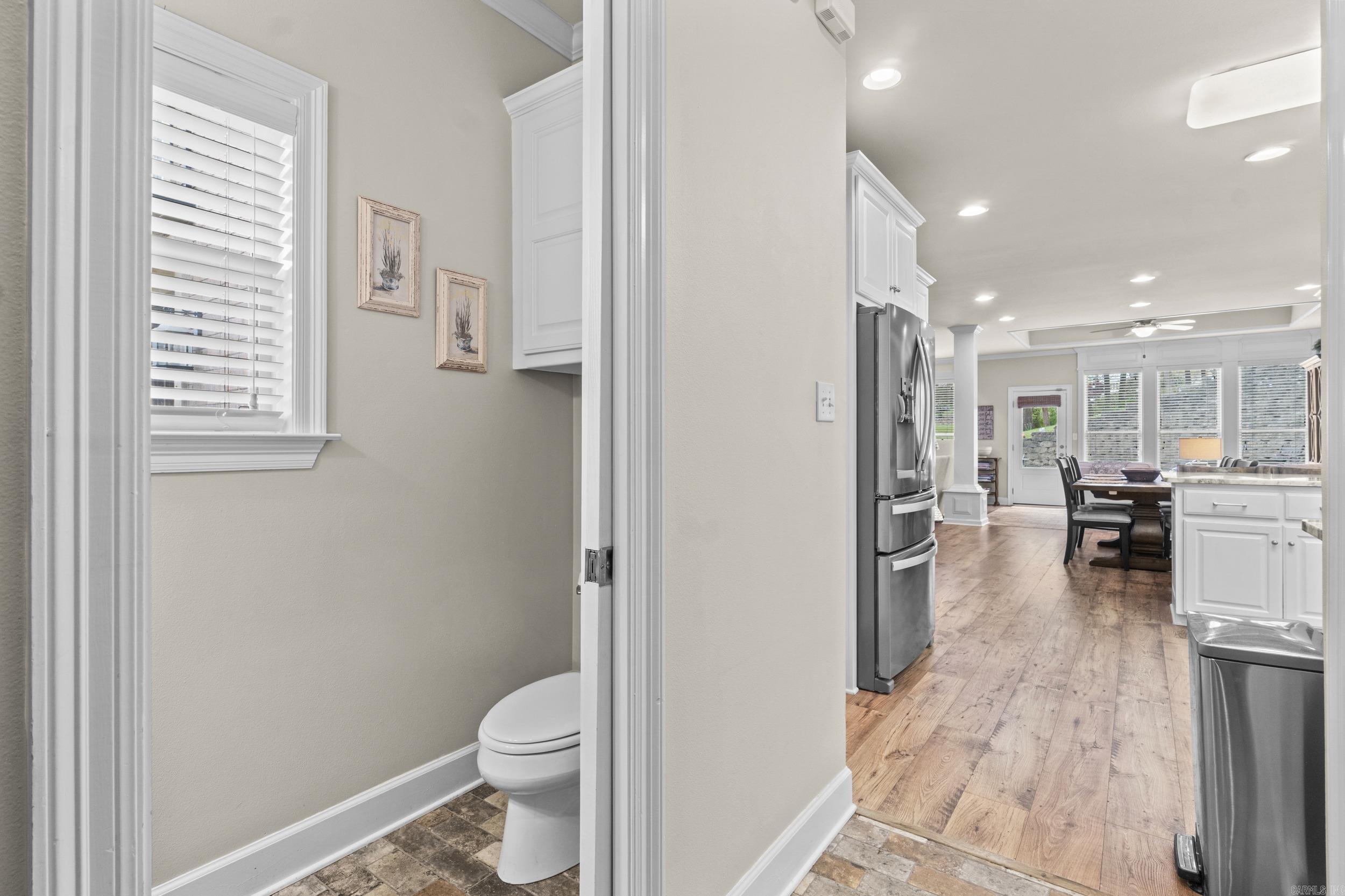 RIVER OAKS - Residential