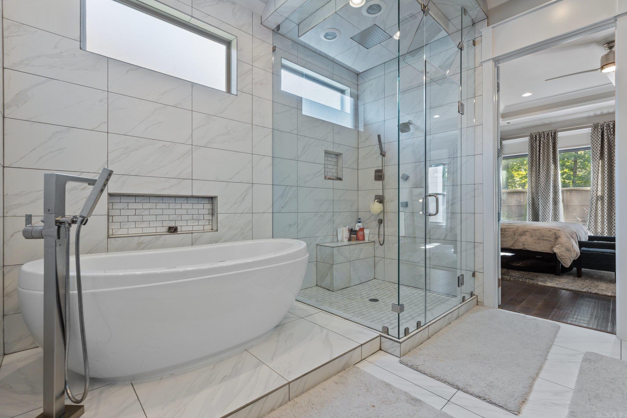 CHENAL VALLEY "MIRABEL COURT" - Residential