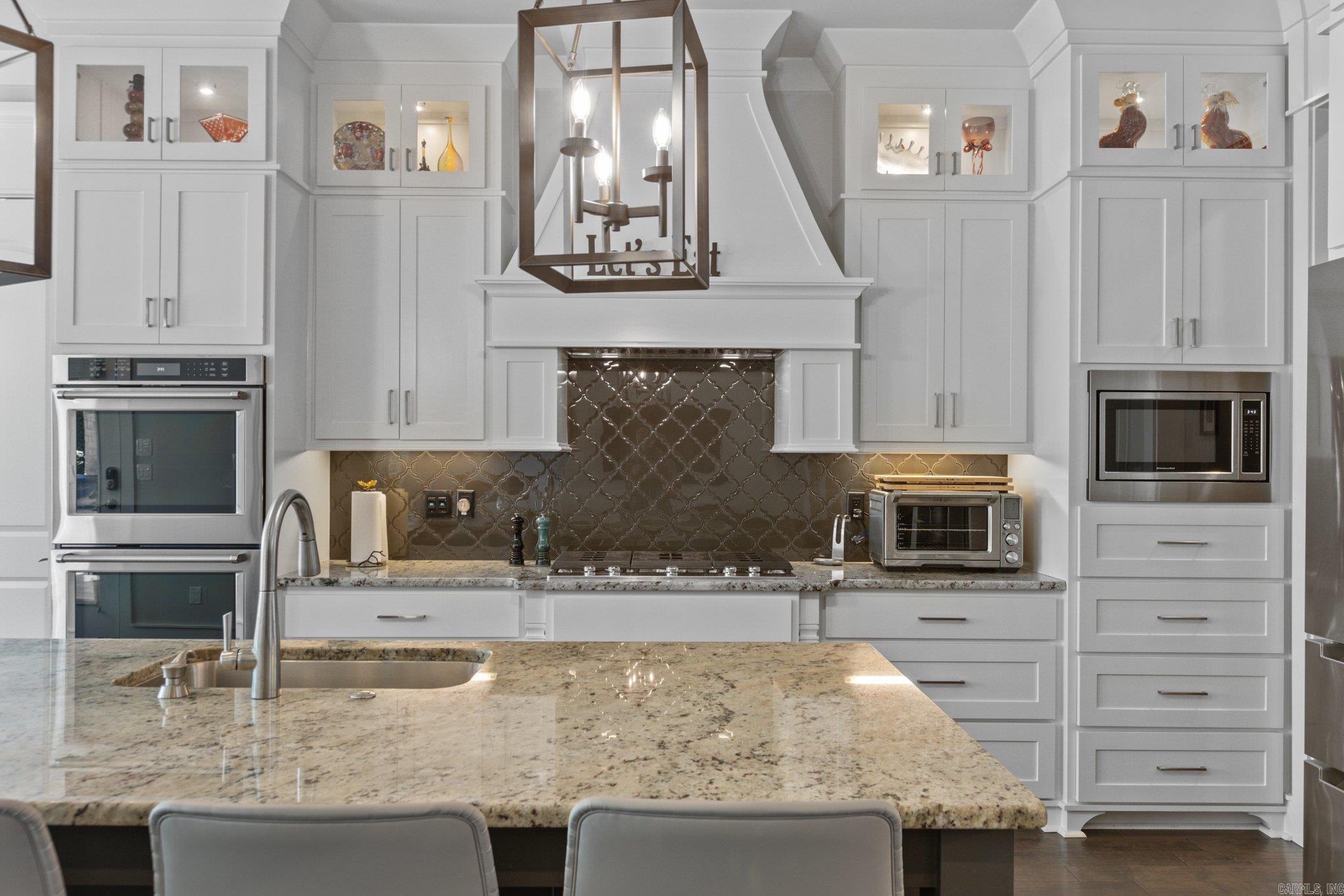 CHENAL VALLEY "MIRABEL COURT" - Residential