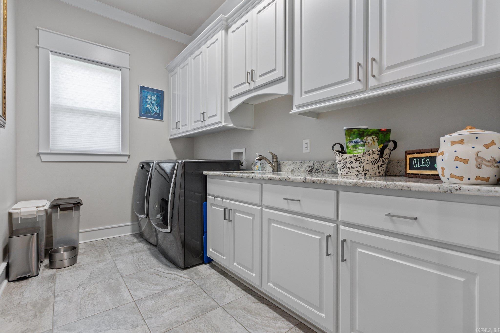 CHENAL VALLEY "MIRABEL COURT" - Residential