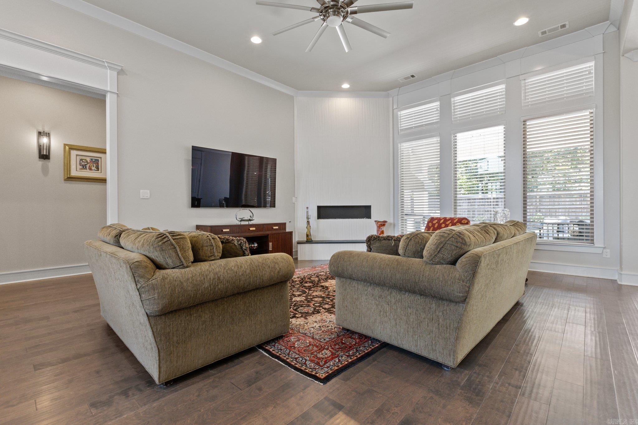 CHENAL VALLEY "MIRABEL COURT" - Residential