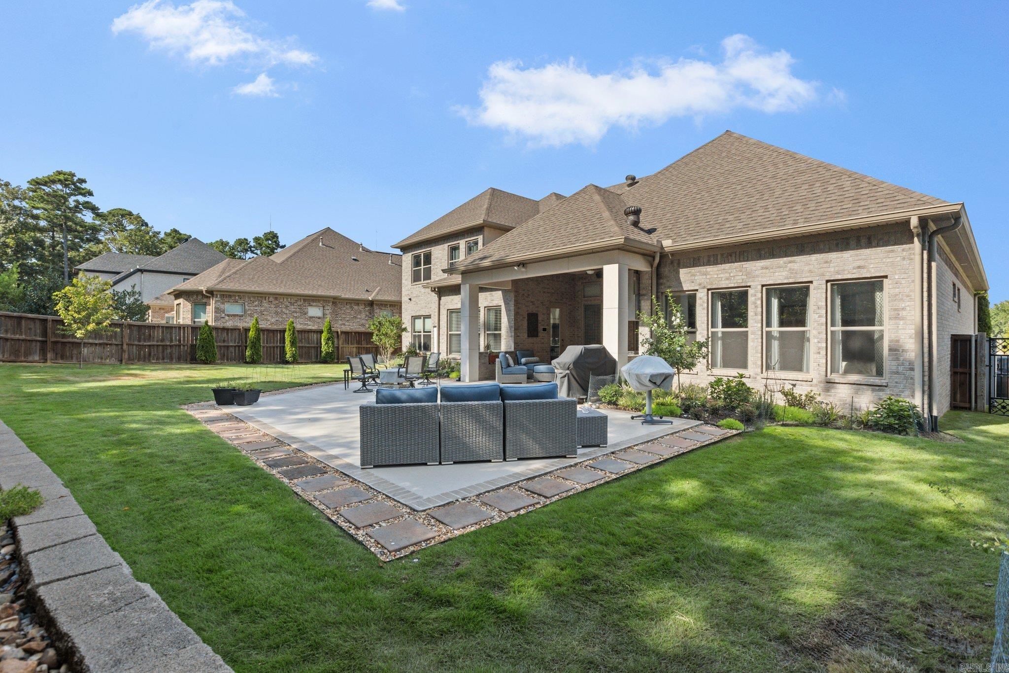 CHENAL VALLEY "MIRABEL COURT" - Residential