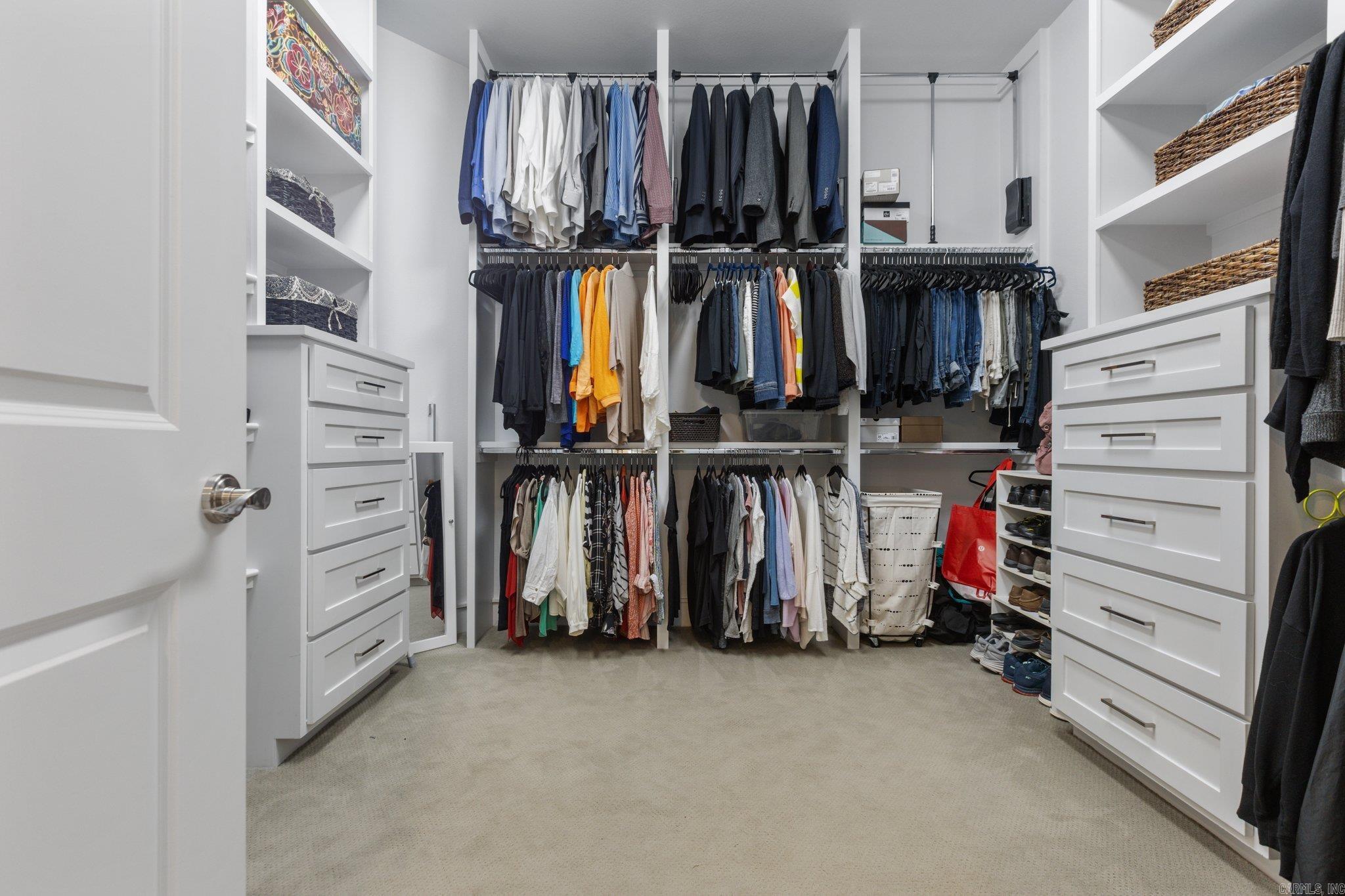 CHENAL VALLEY "MIRABEL COURT" - Residential