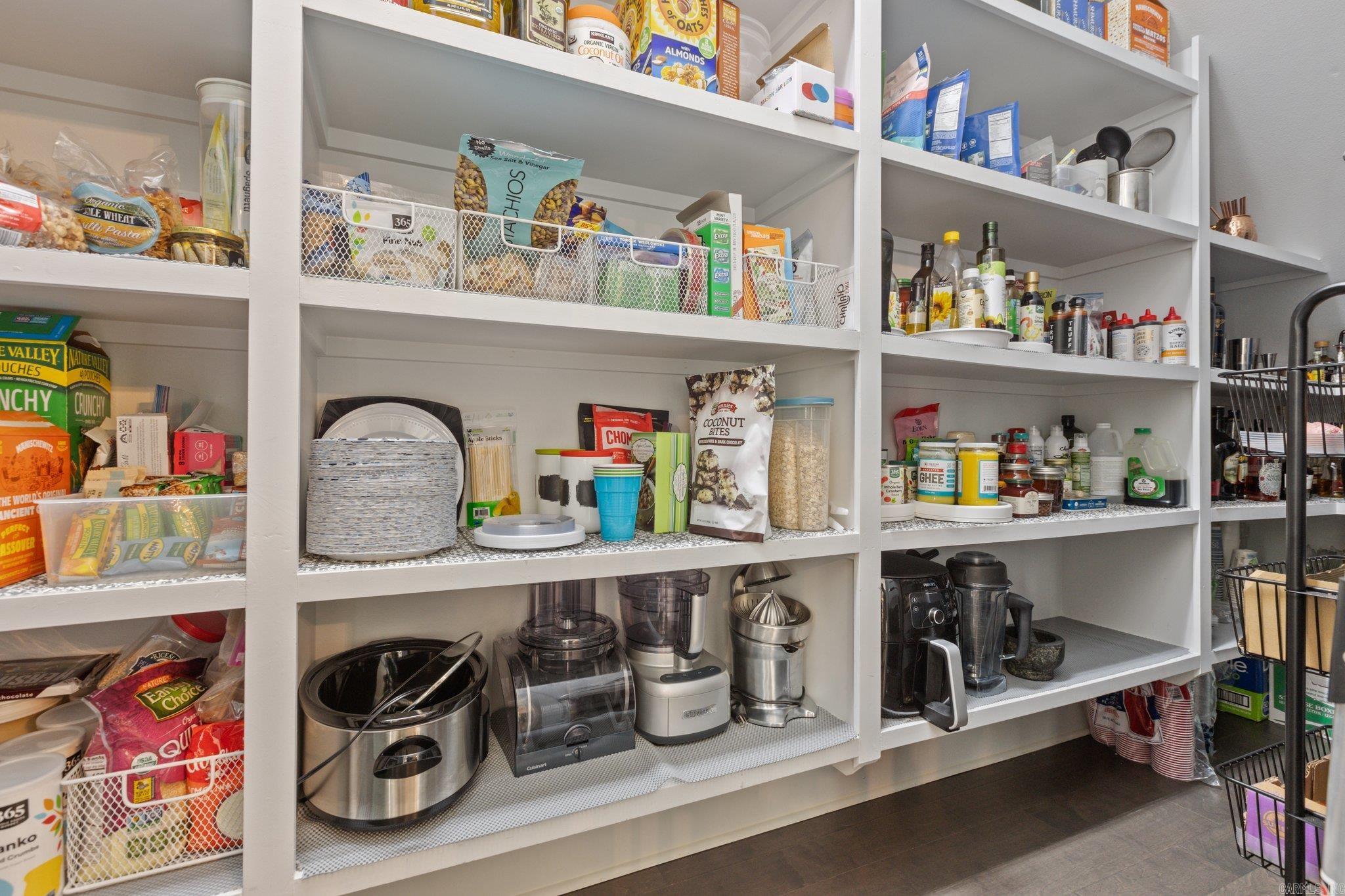 CHENAL VALLEY "MIRABEL COURT" - Residential