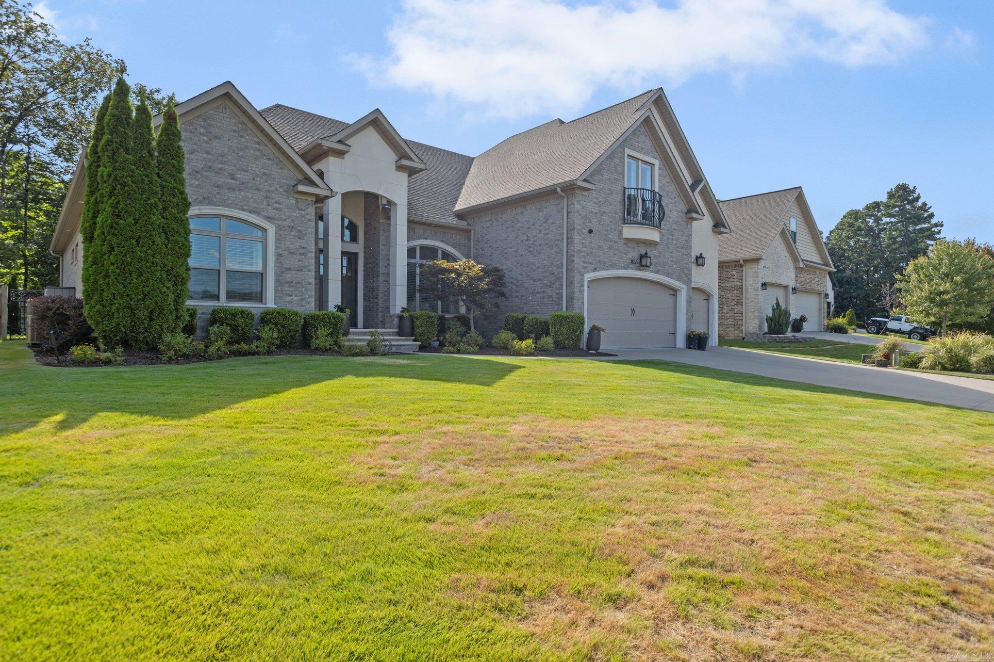 CHENAL VALLEY "MIRABEL COURT" - Residential