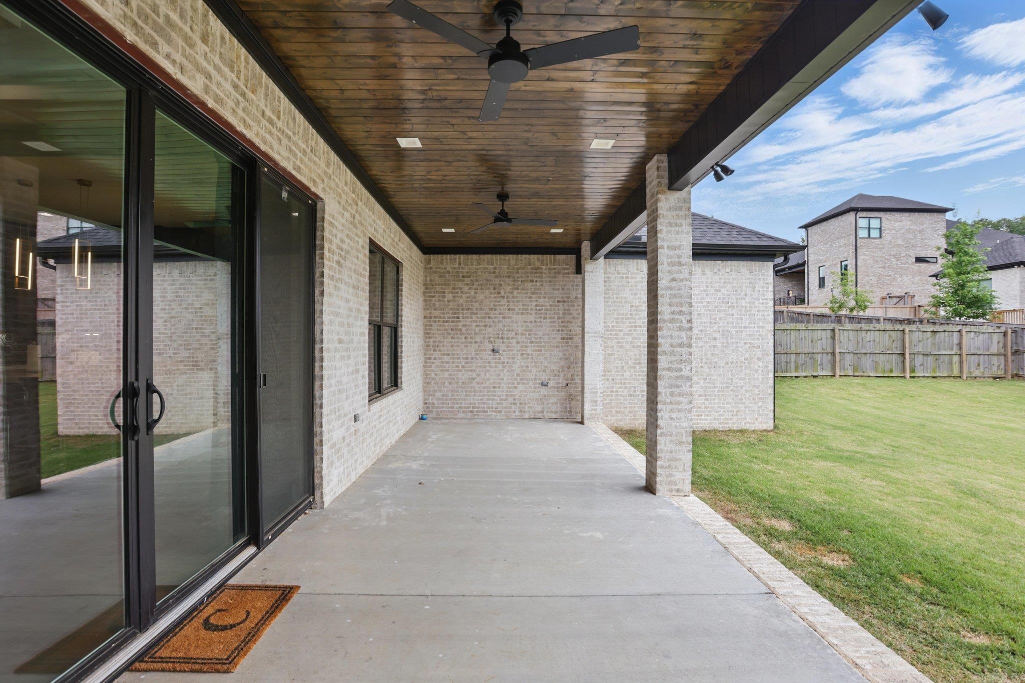 CHENAL VALLEY "CAUREL COURT" - Residential