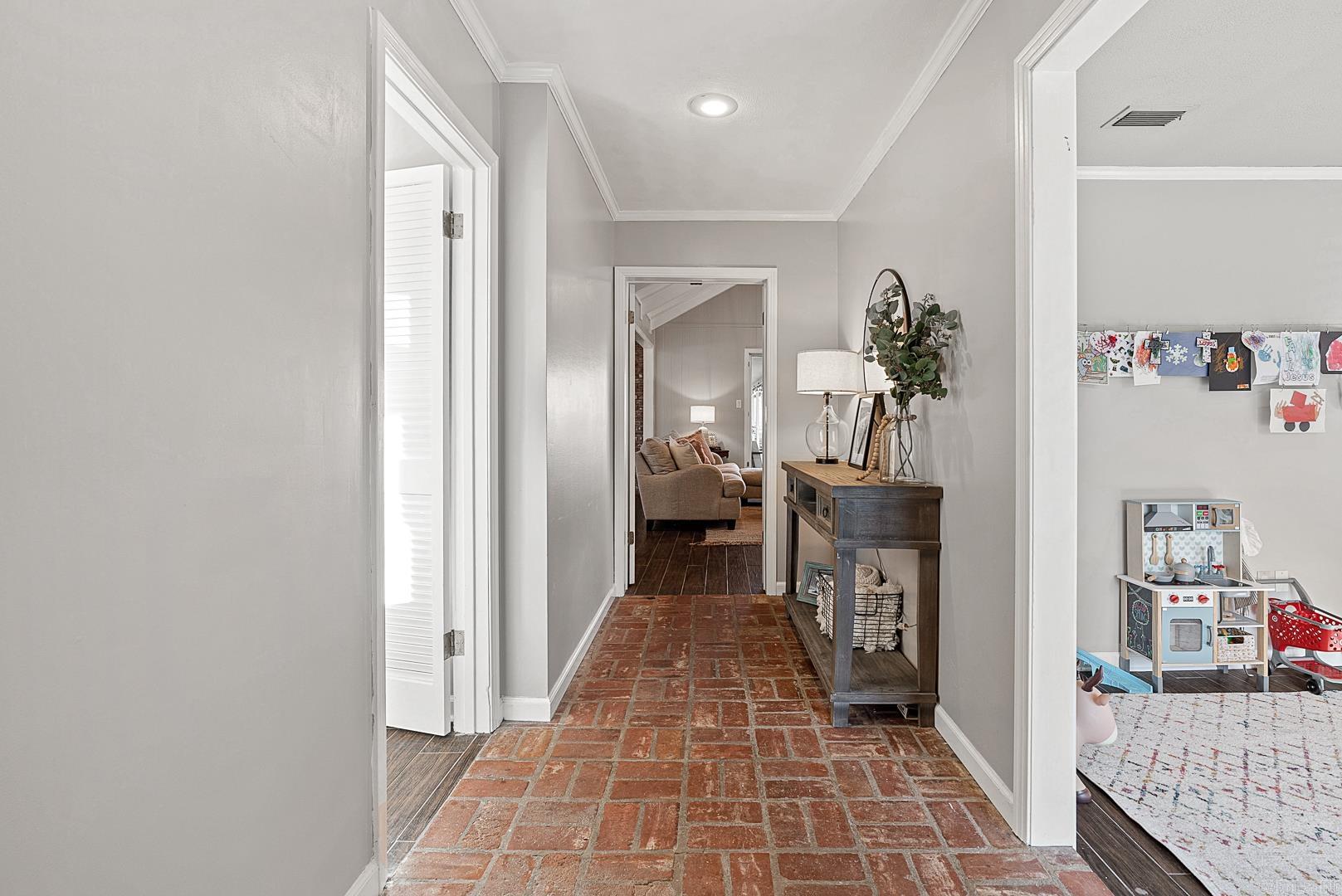 INDIAN TRAILS - Residential