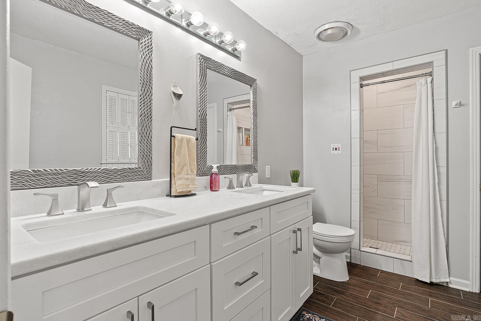 INDIAN TRAILS - Residential